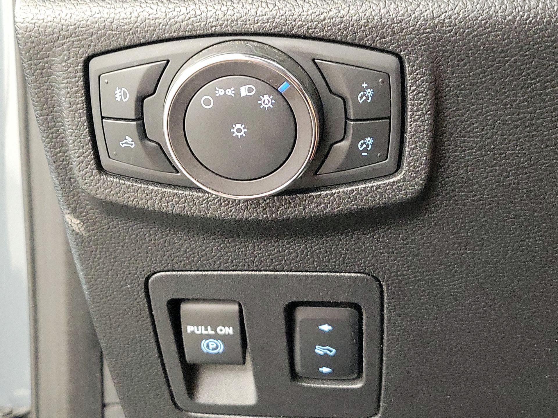 Thumbnail: 2019 Ford F-150 - 13
