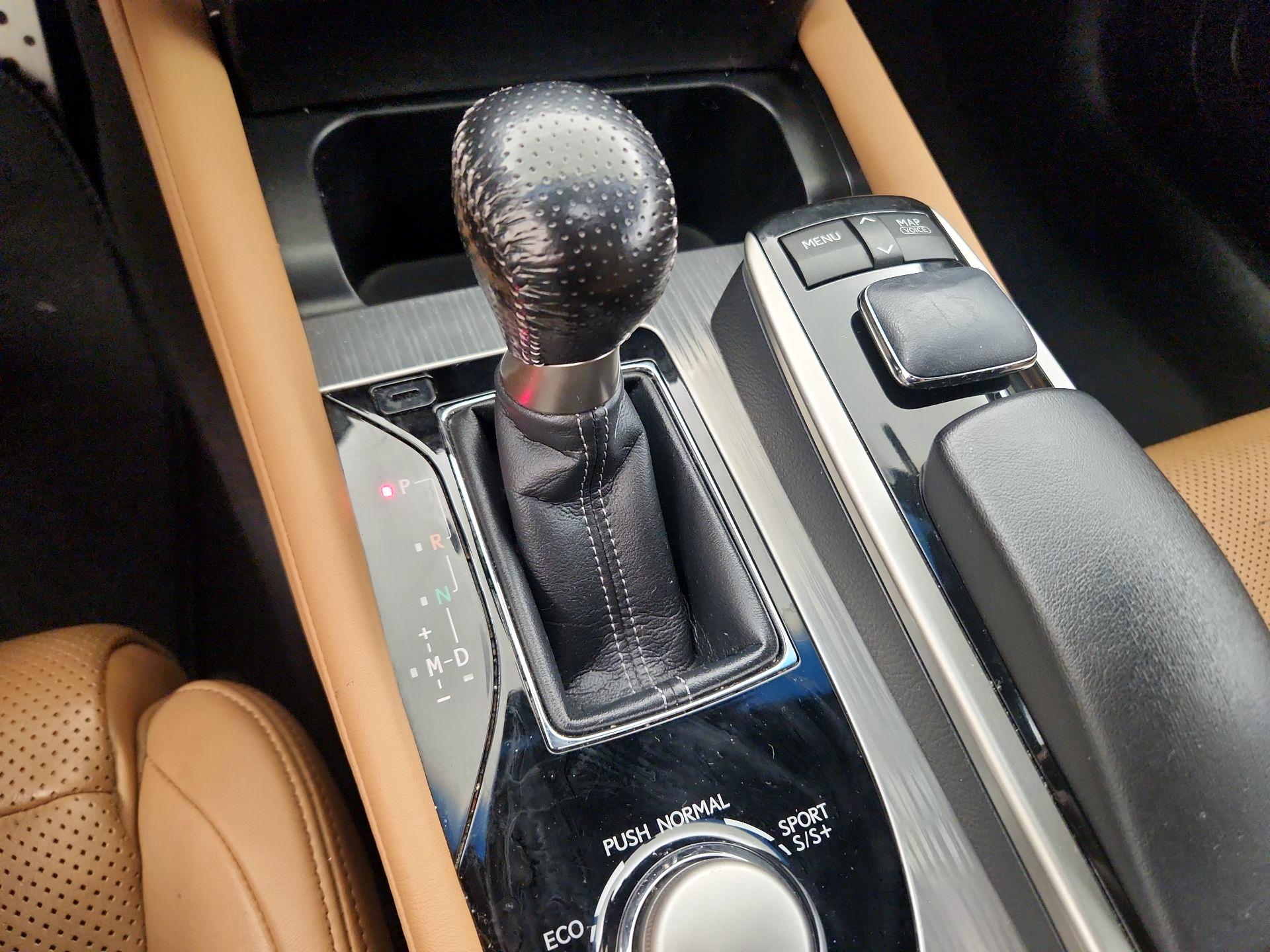 Thumbnail: 2014 Lexus GS - 18