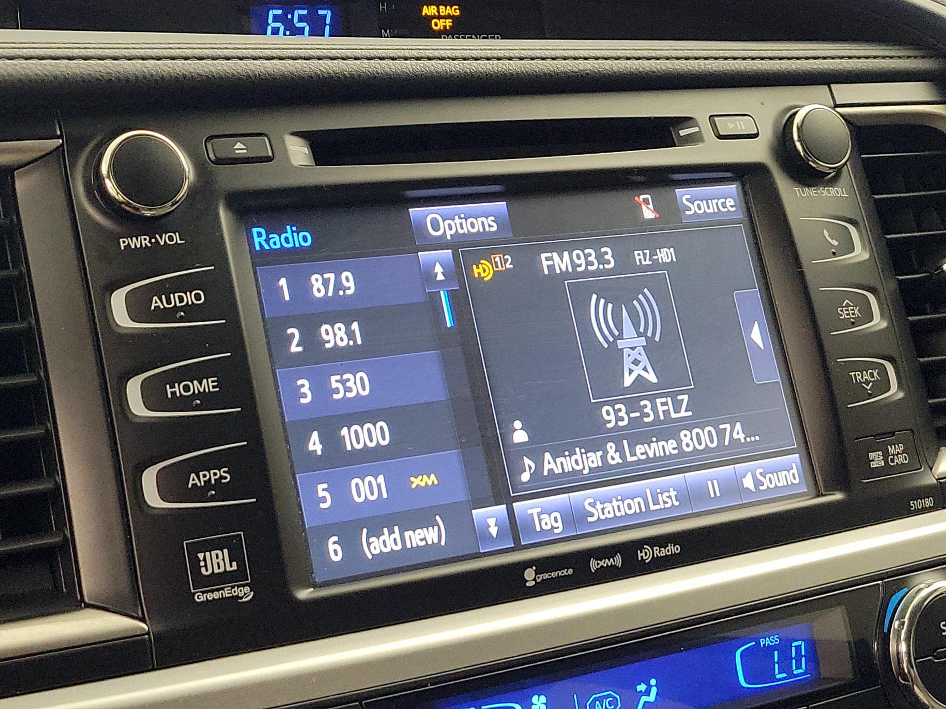 Thumbnail: 2018 Toyota Highlander - 16
