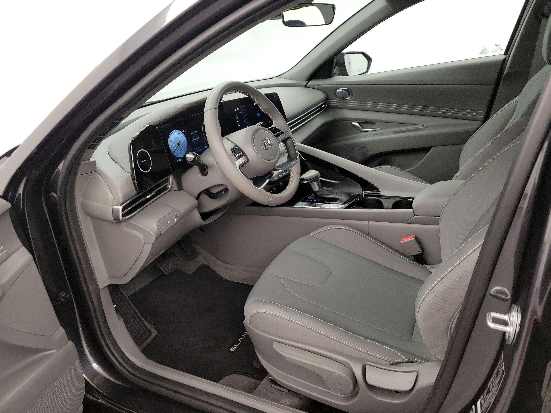 Thumbnail: 2023 Hyundai Elantra - 11
