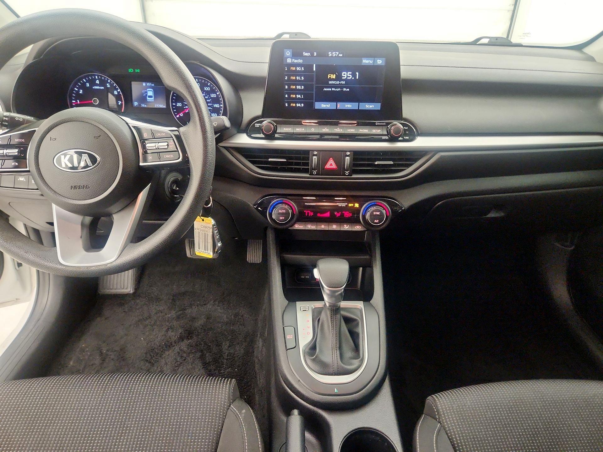 Thumbnail: 2019 Kia Forte - 9