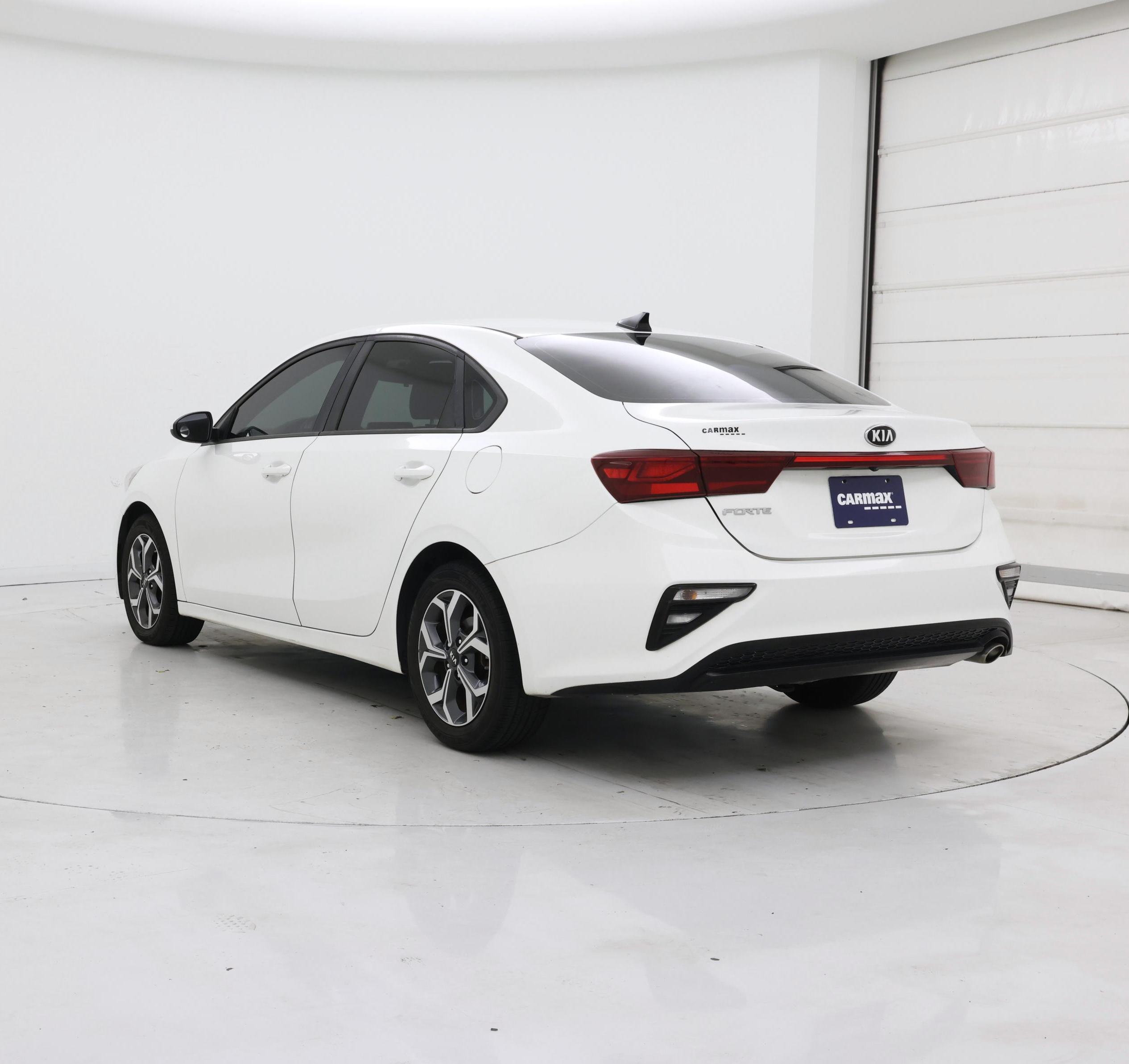 Thumbnail: 2019 Kia Forte - 2