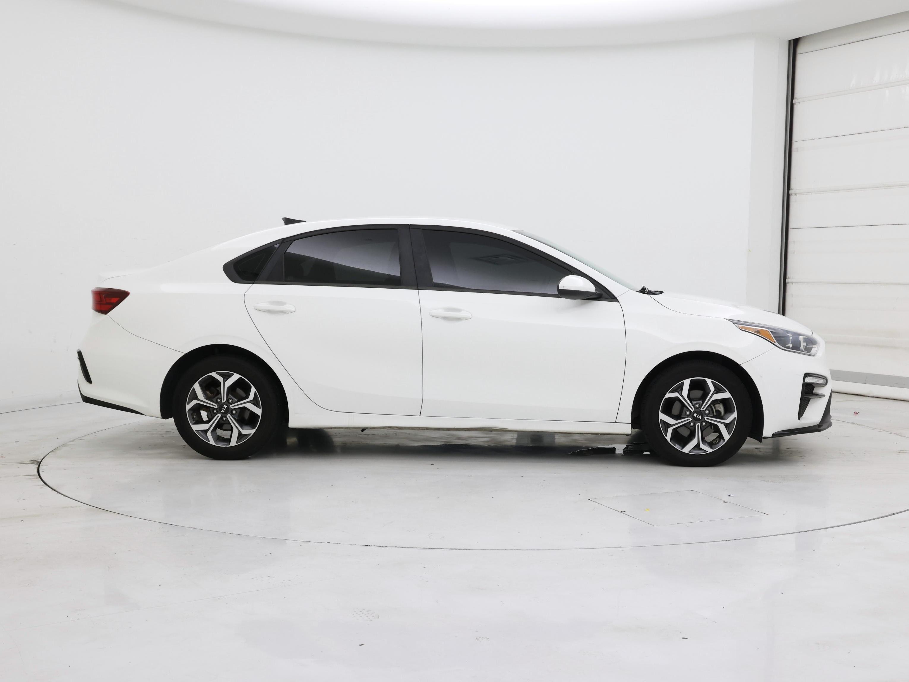 Thumbnail: 2019 Kia Forte - 7
