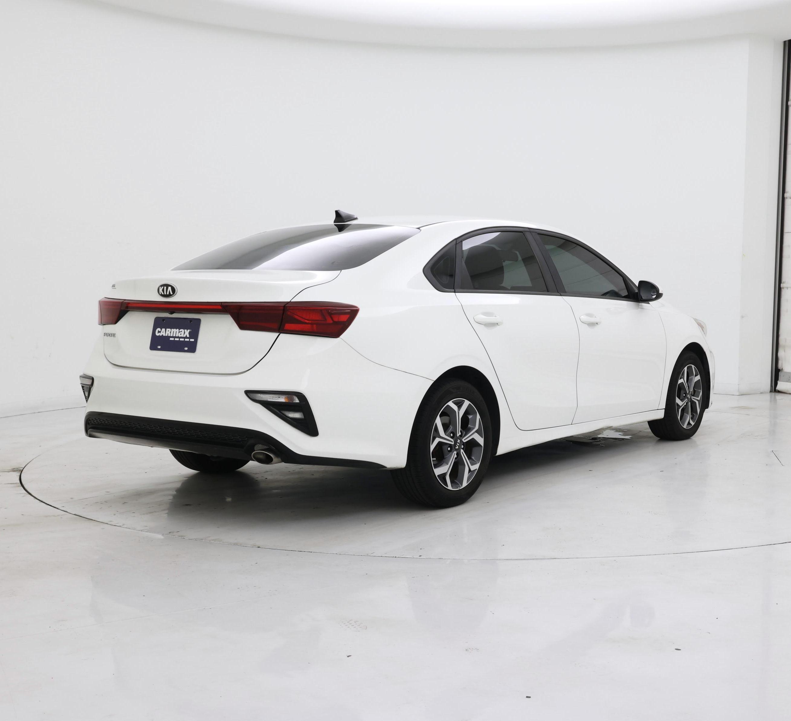Thumbnail: 2019 Kia Forte - 8