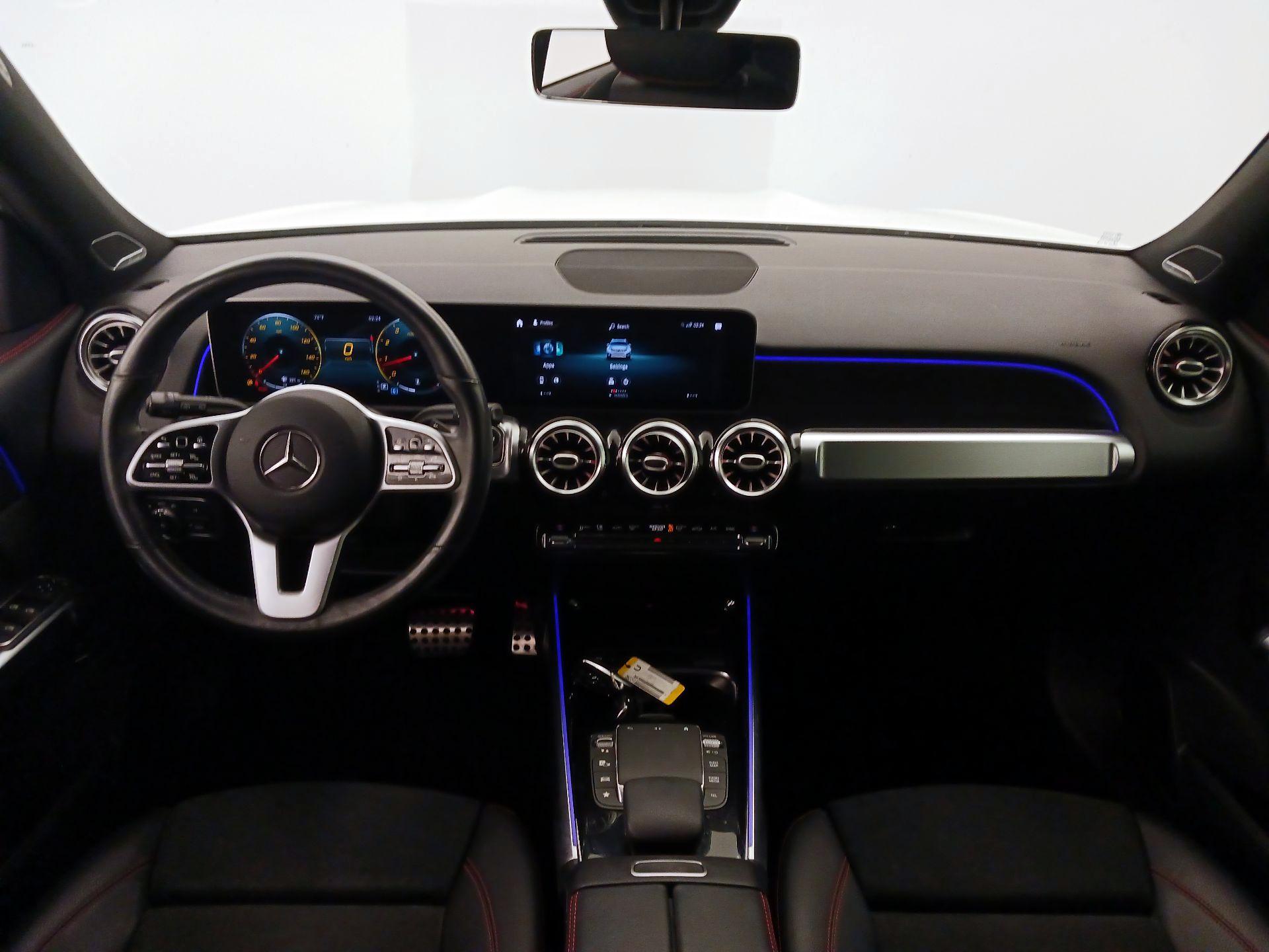 Thumbnail: 2021 Mercedes-Benz GLB - 9