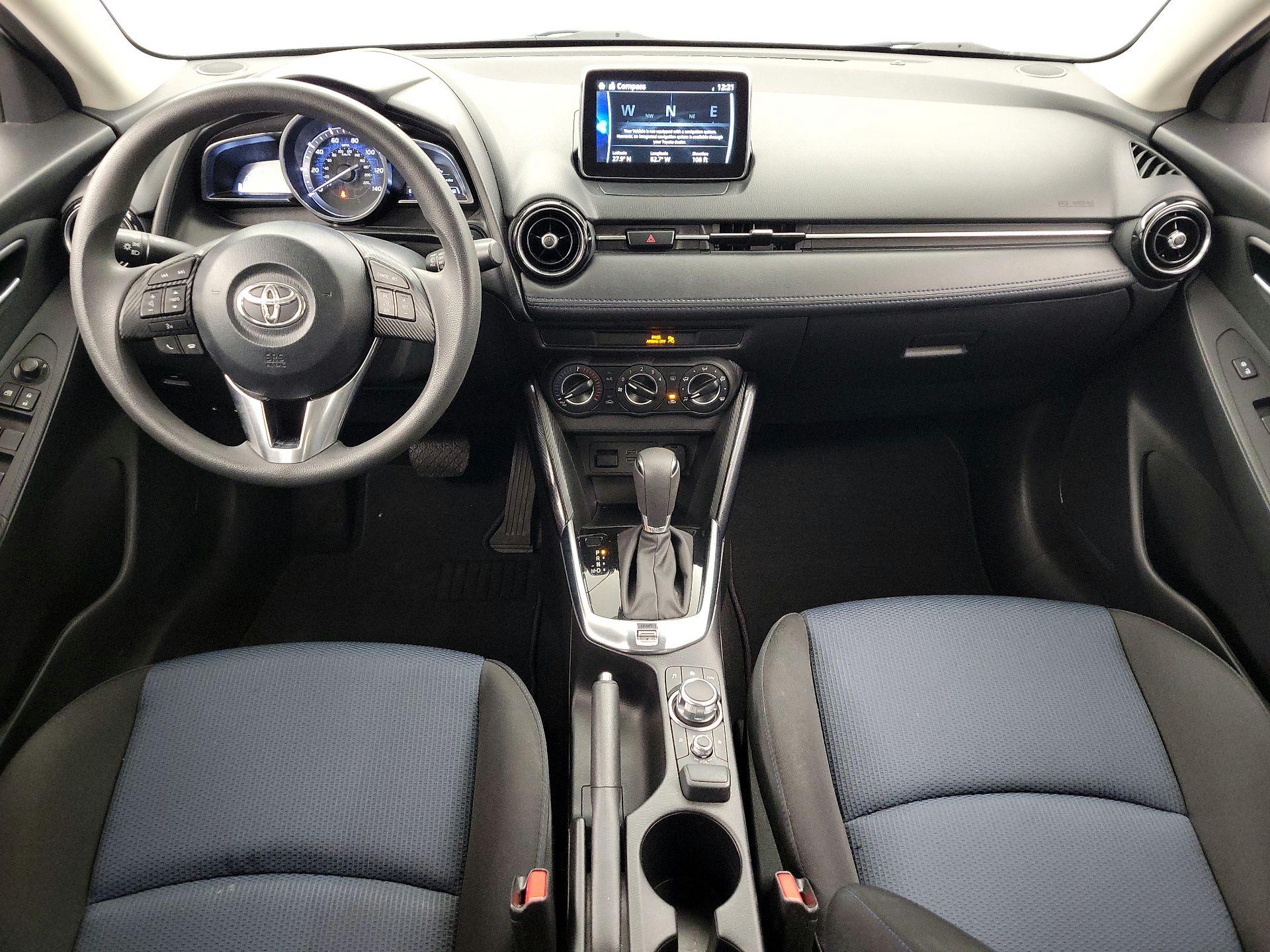 Thumbnail: 2018 Toyota Yaris iA - 9
