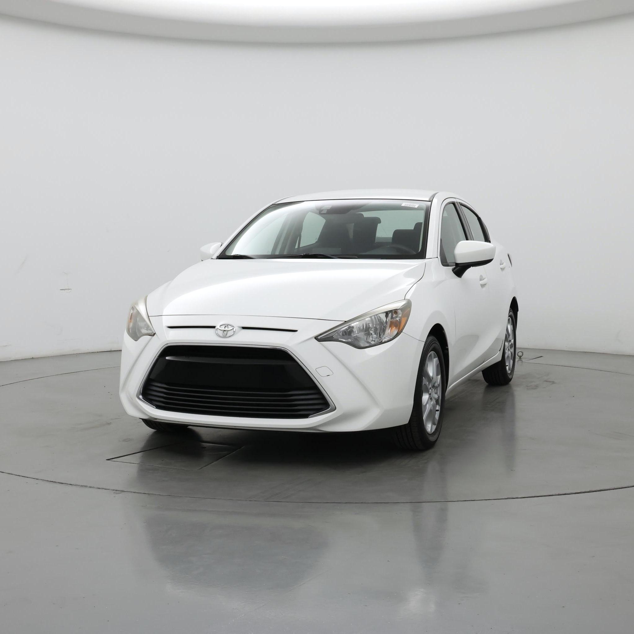 Thumbnail: 2018 Toyota Yaris iA - 4