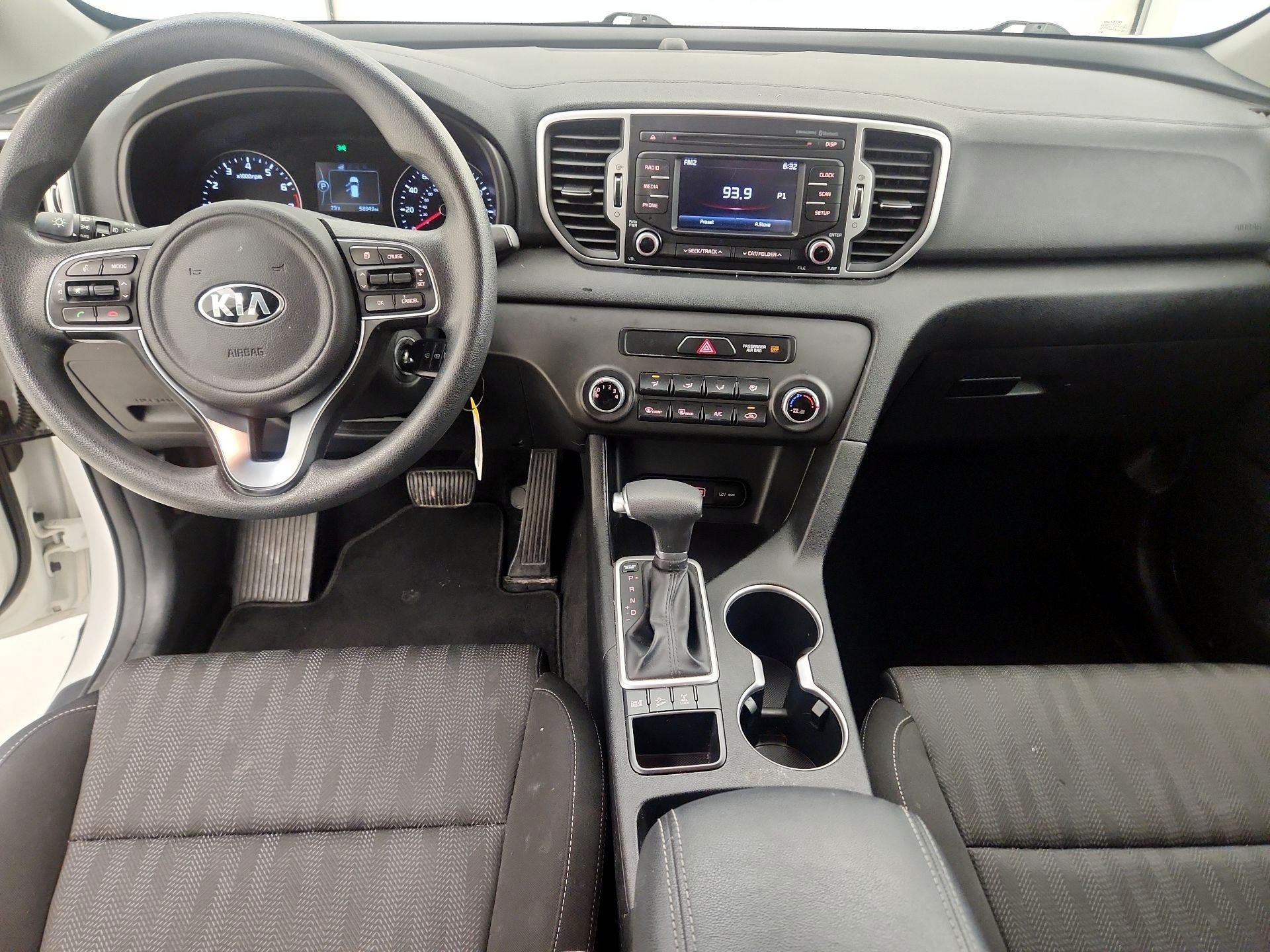 Thumbnail: 2017 Kia Sportage - 9