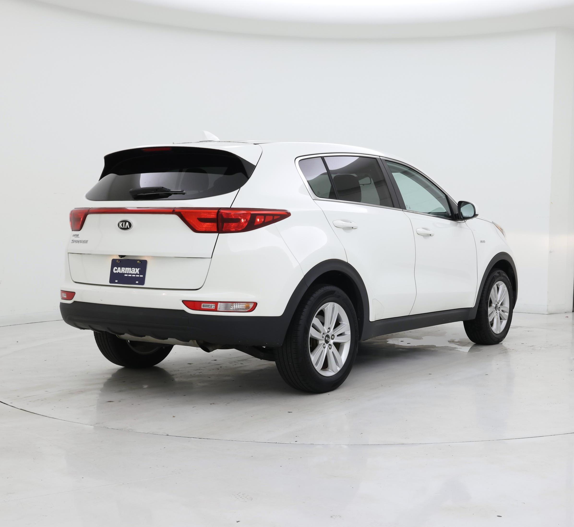 Thumbnail: 2017 Kia Sportage - 8