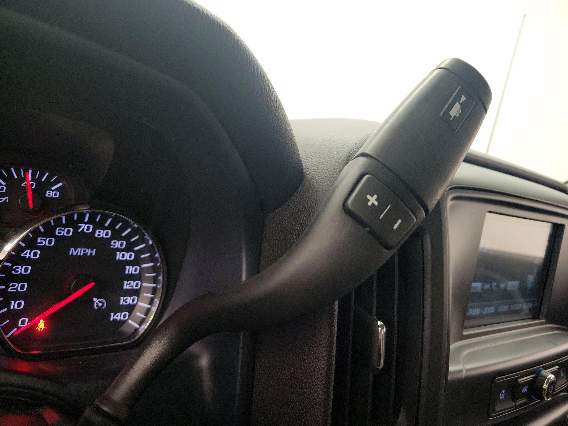 Thumbnail: 2018 Chevrolet Silverado 1500 - 17