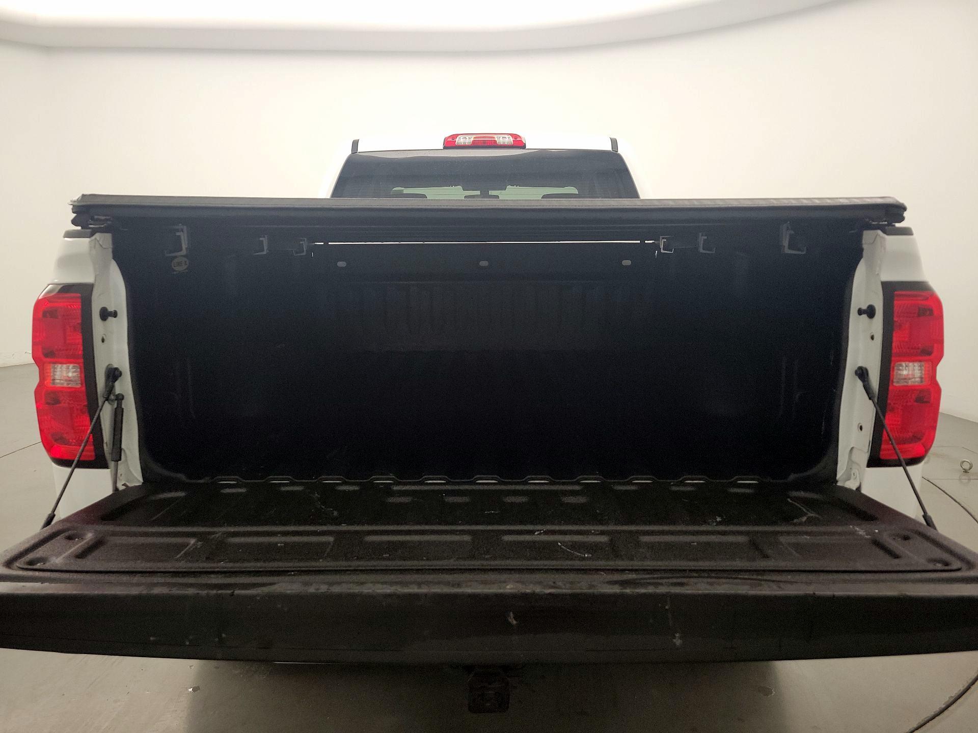 Thumbnail: 2018 Chevrolet Silverado 1500 - 20