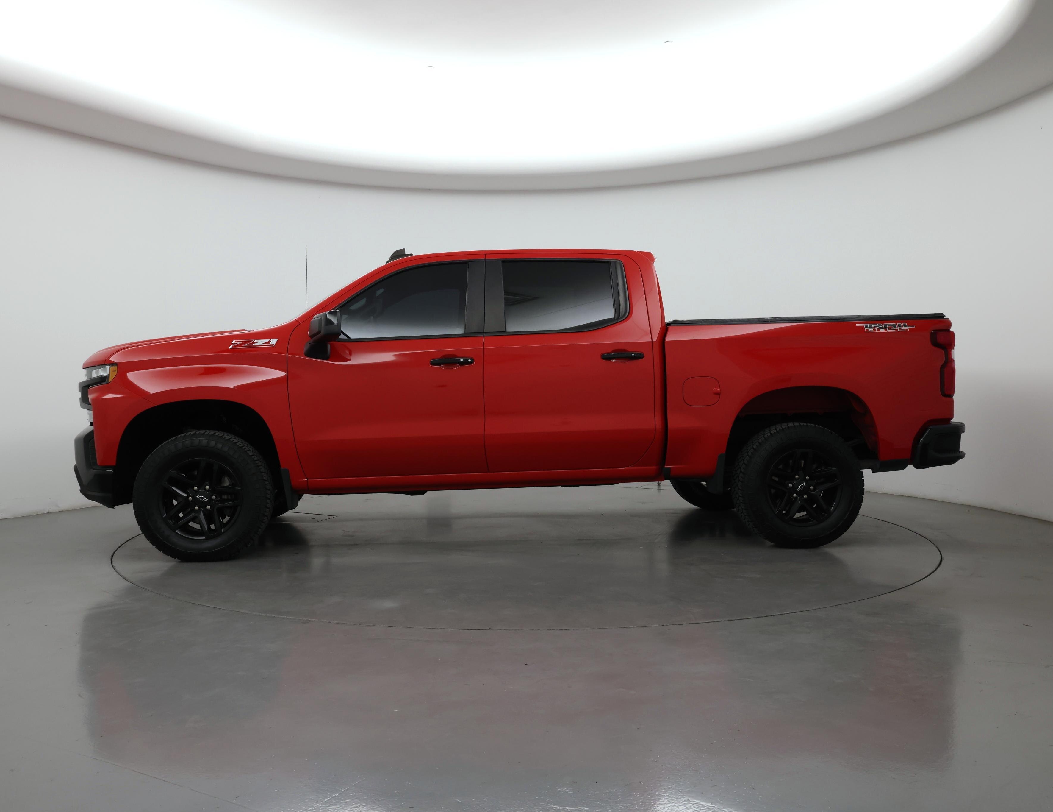 Thumbnail: 2019 Chevrolet Silverado 1500 - 3