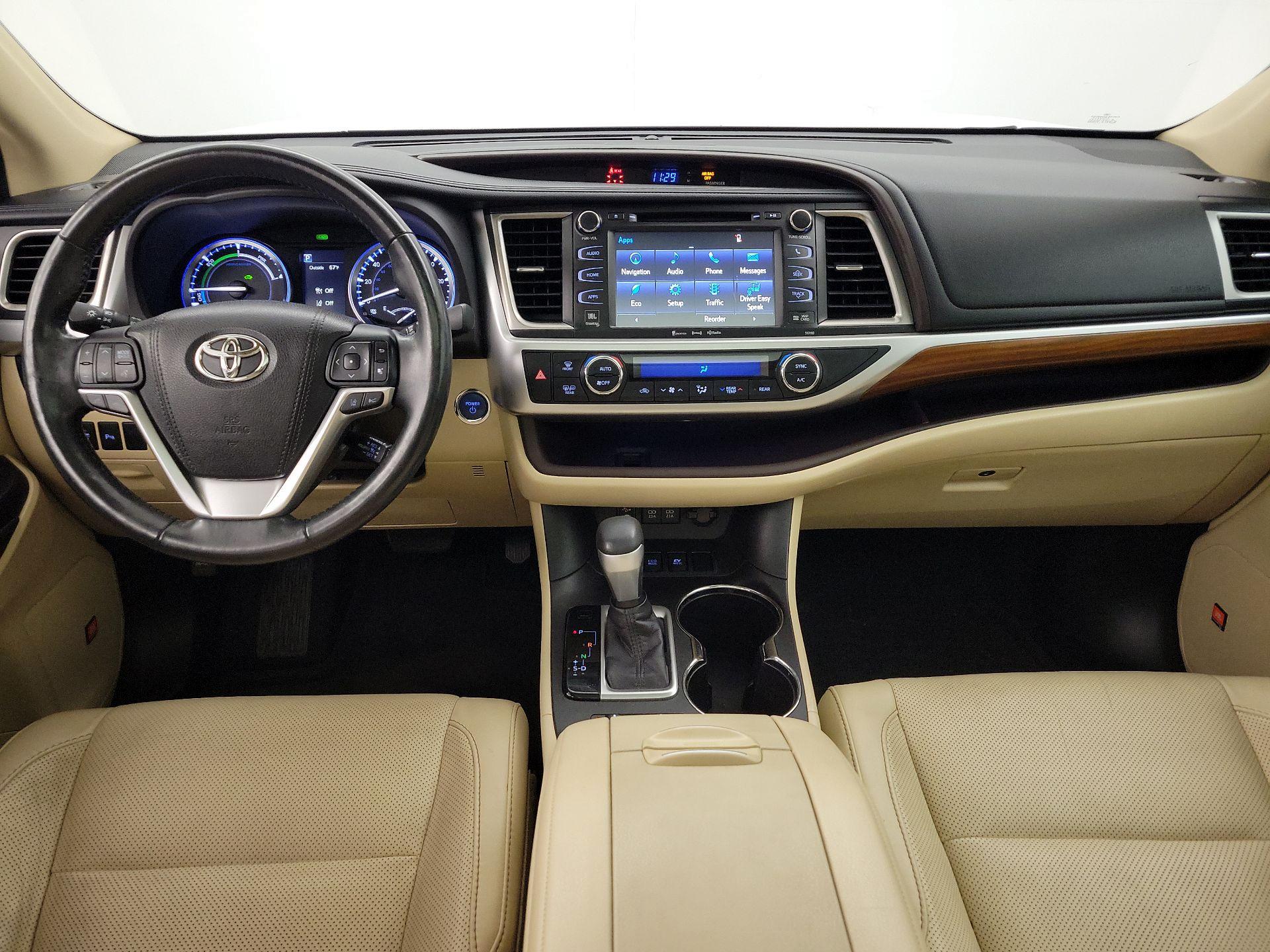 Thumbnail: 2017 Toyota Highlander - 9