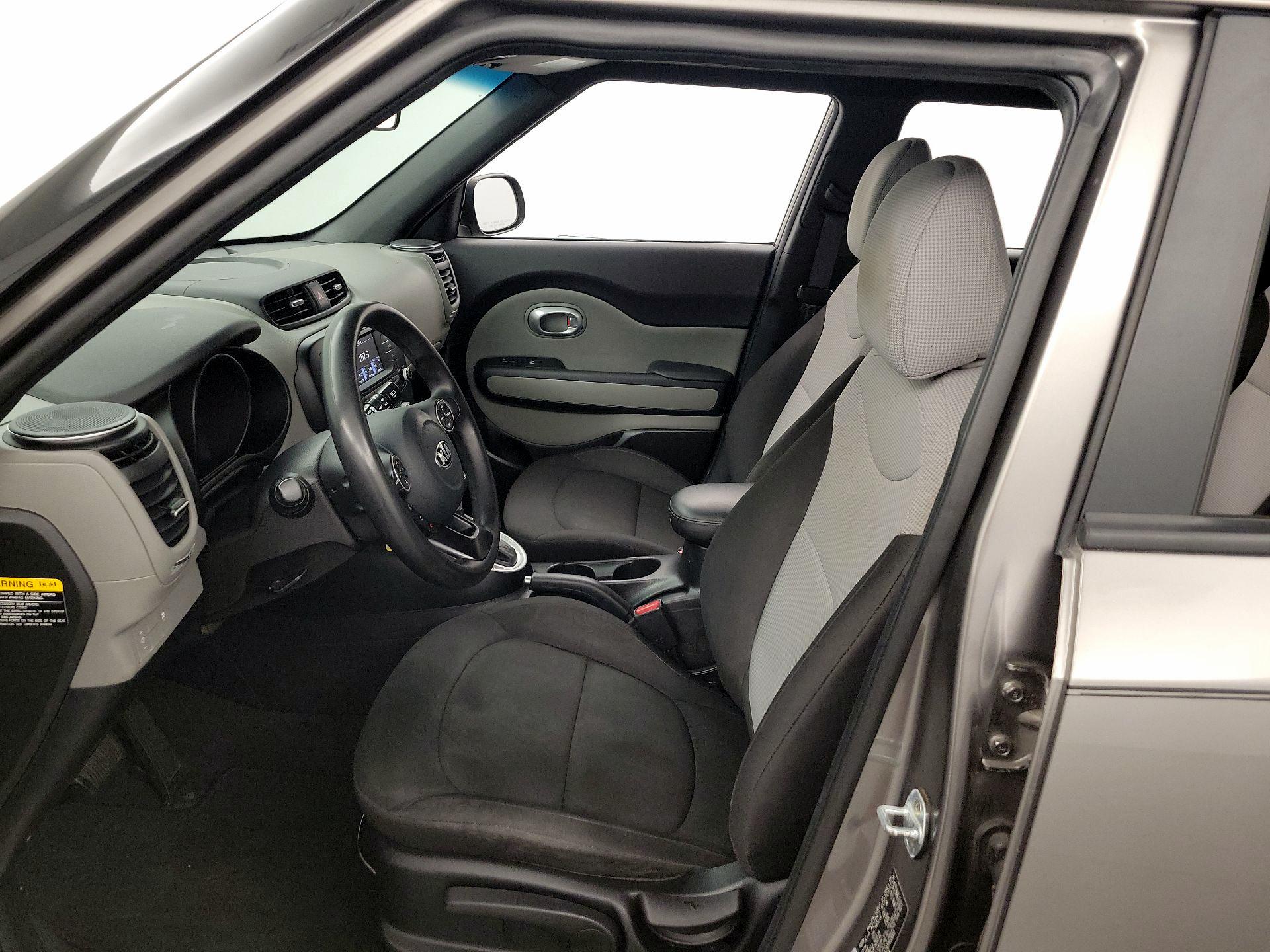 Thumbnail: 2018 Kia Soul - 11