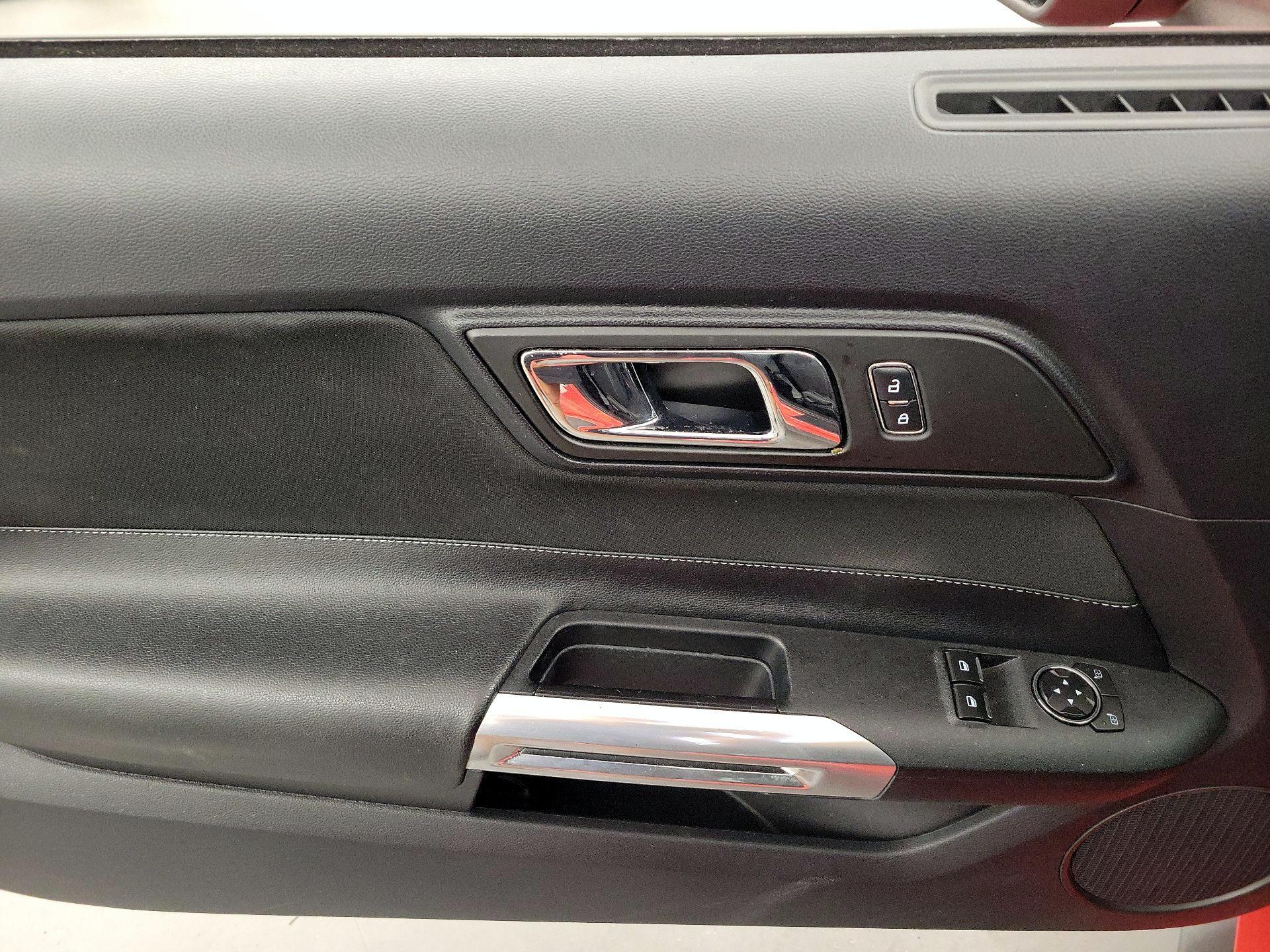 Thumbnail: 2015 Ford Mustang - 12