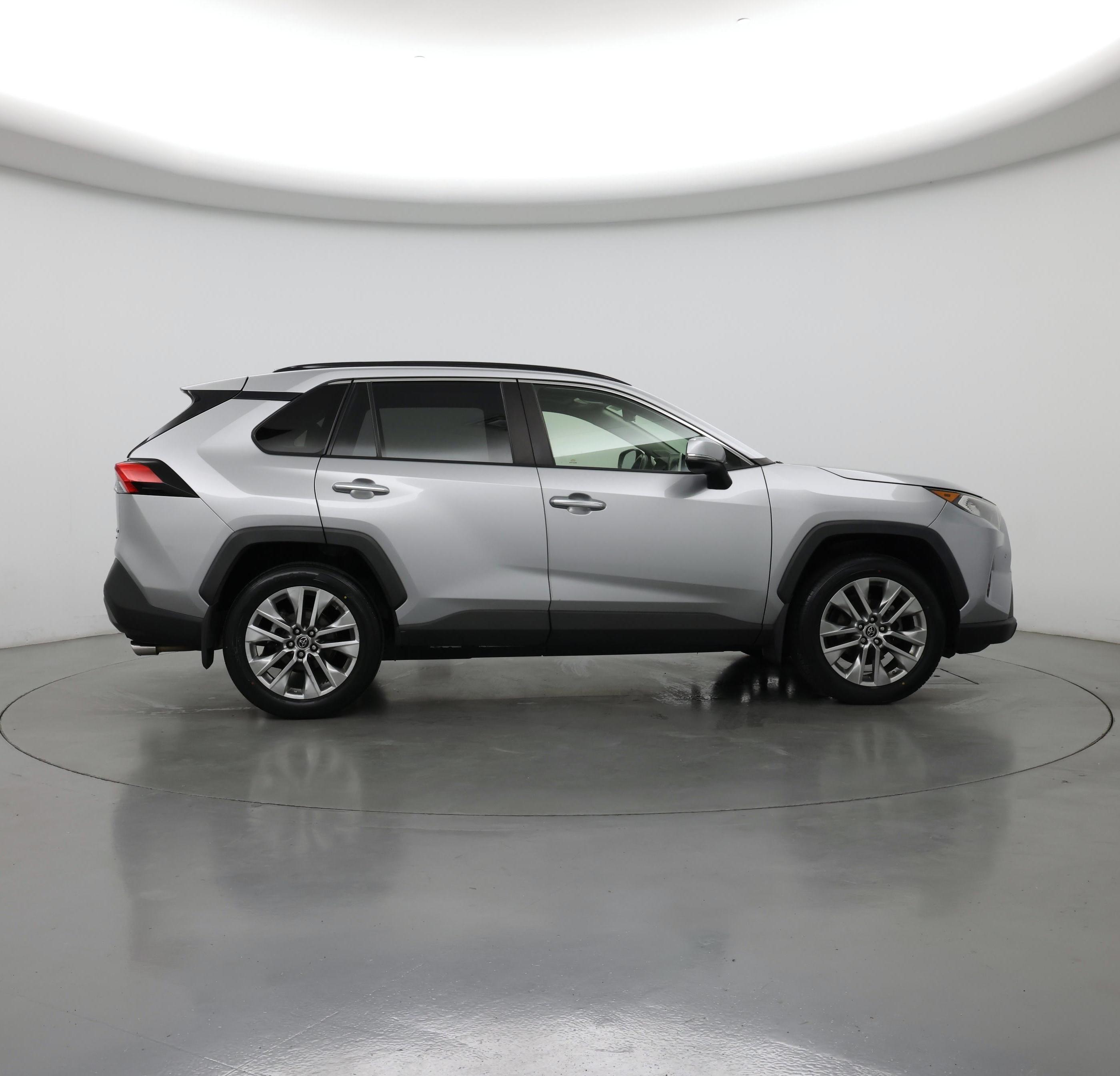 Thumbnail: 2019 Toyota RAV4 - 7