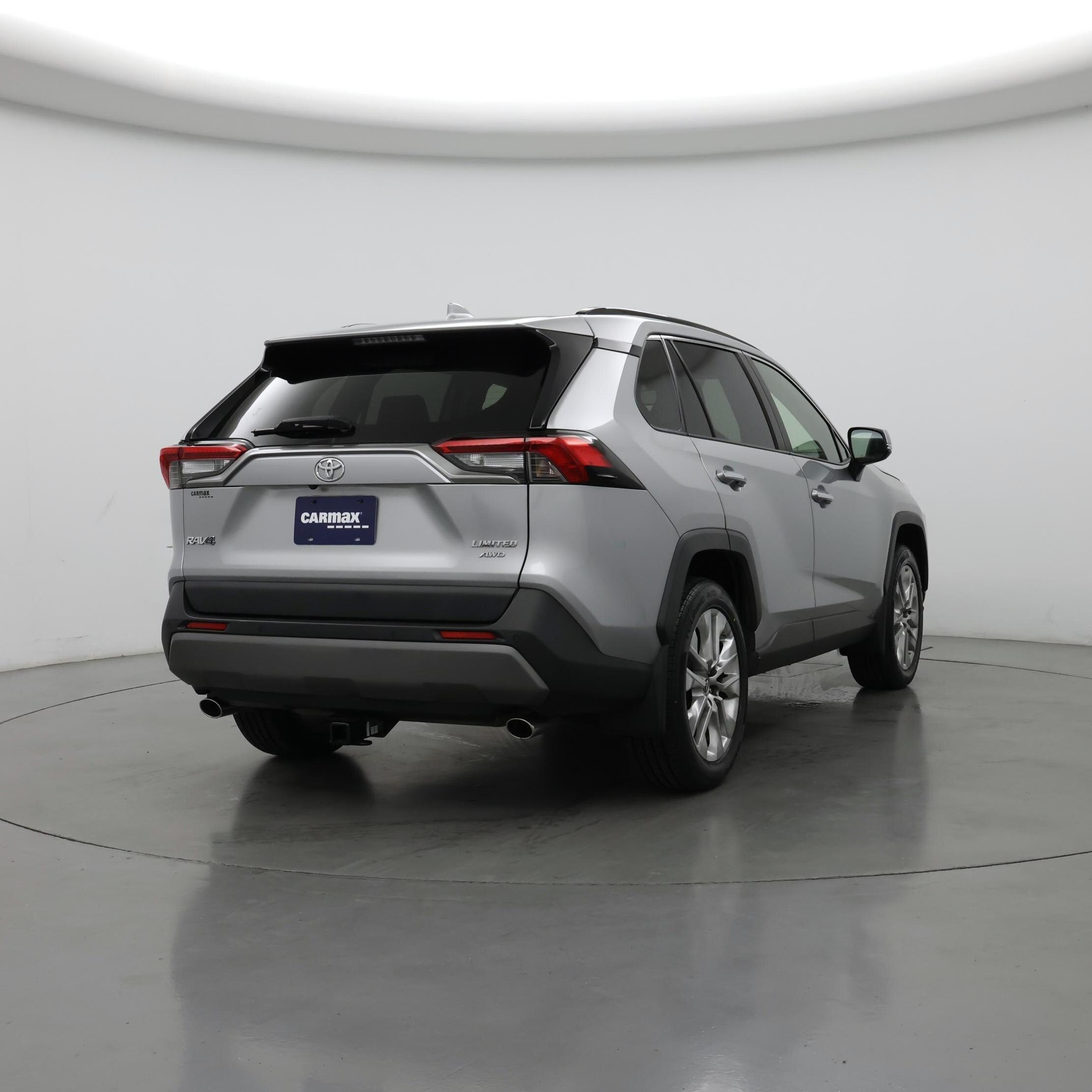 Thumbnail: 2019 Toyota RAV4 - 8