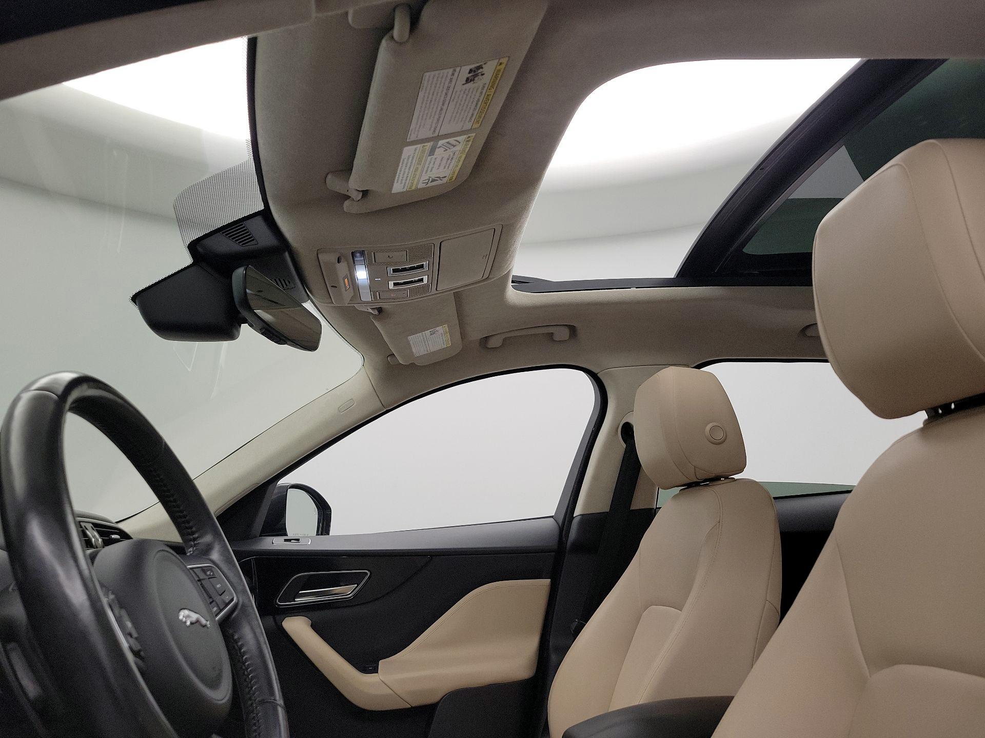 Thumbnail: 2020 Jaguar F-Pace - 20