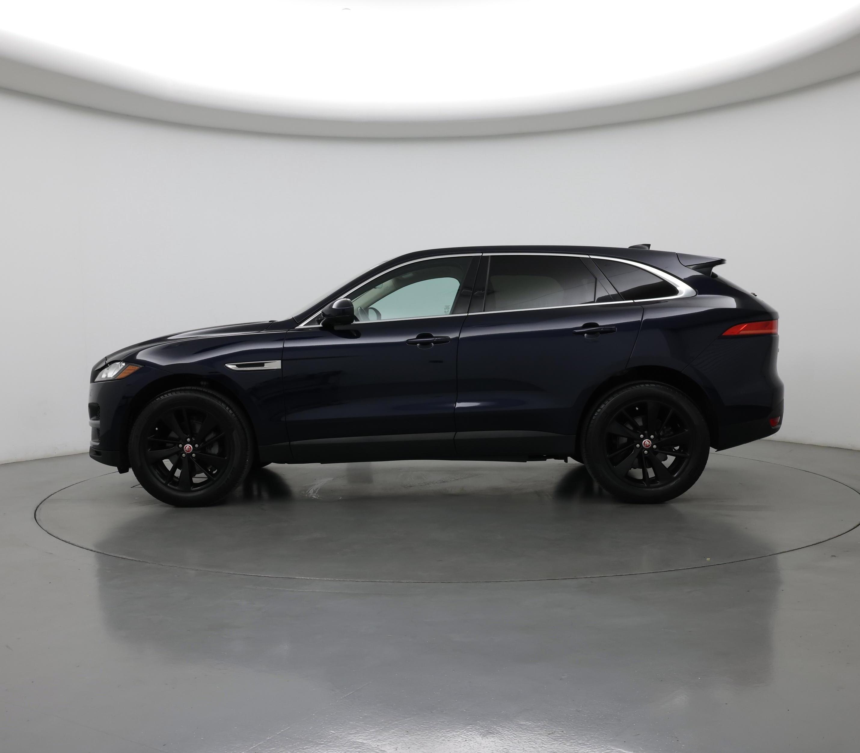Thumbnail: 2020 Jaguar F-Pace - 3