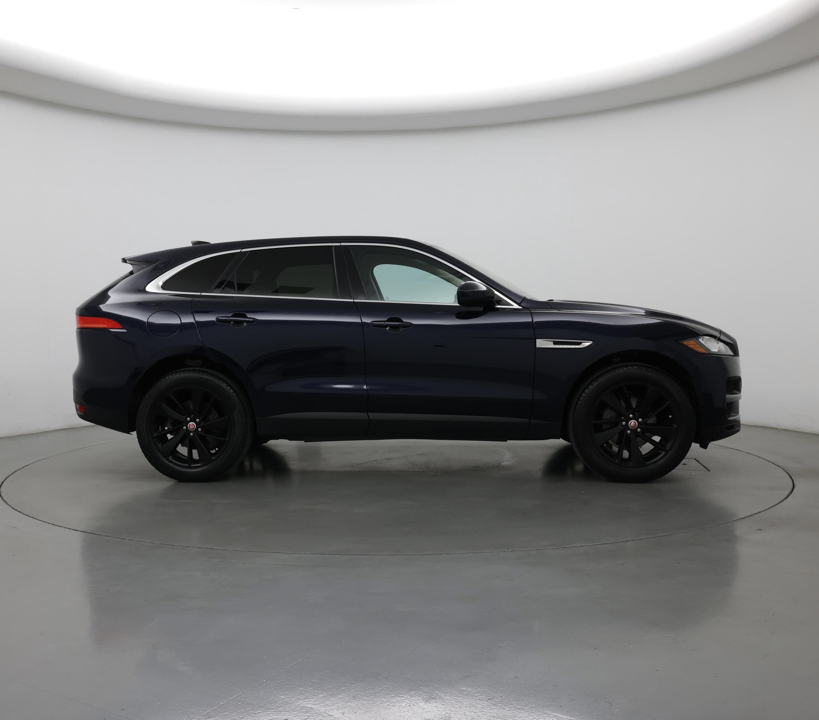 Thumbnail: 2020 Jaguar F-Pace - 7