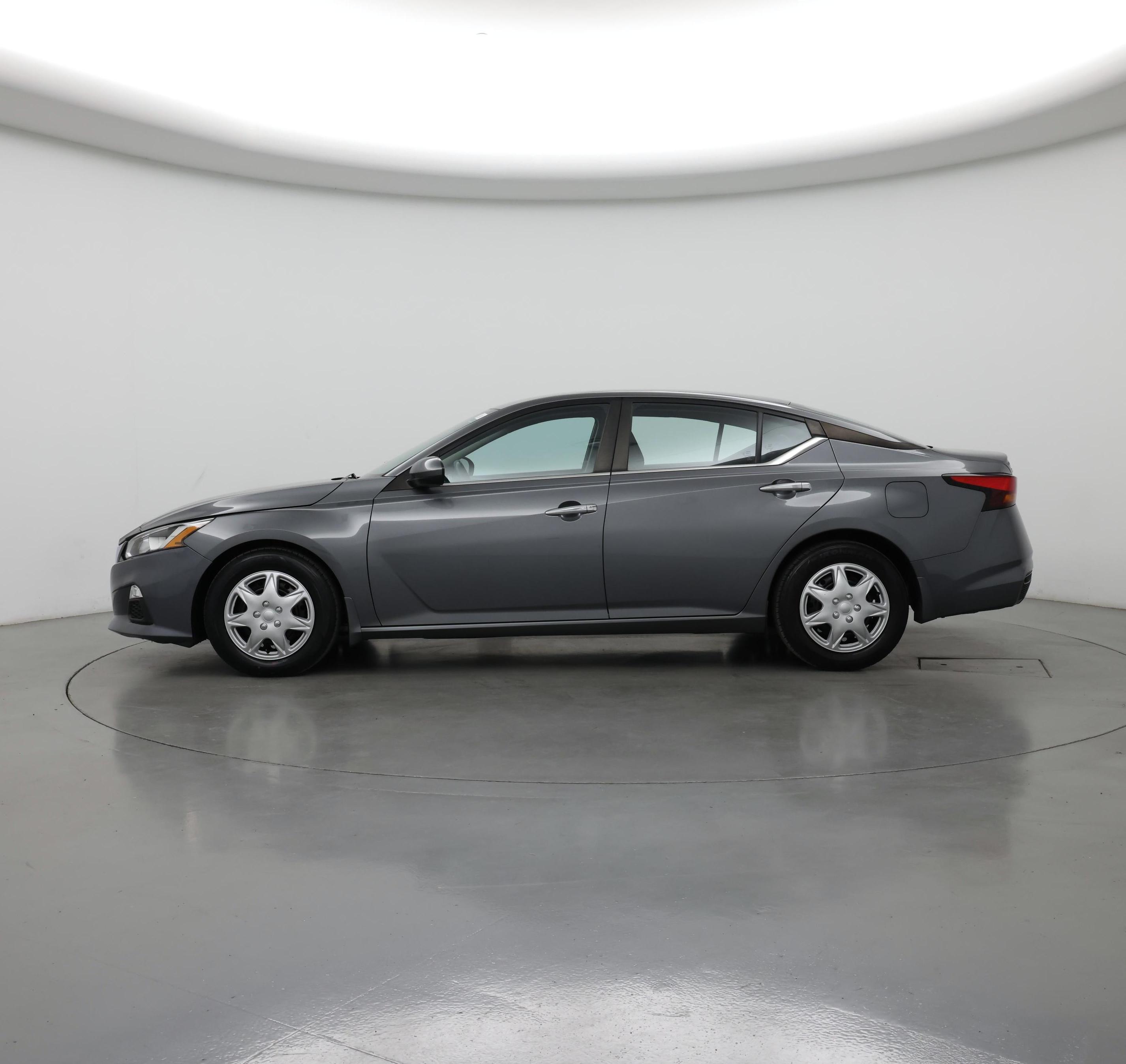Thumbnail: 2021 Nissan Altima - 3