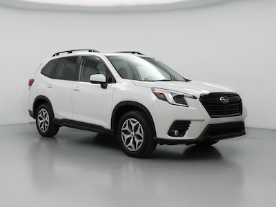 White 2022 Subaru Forester Premium