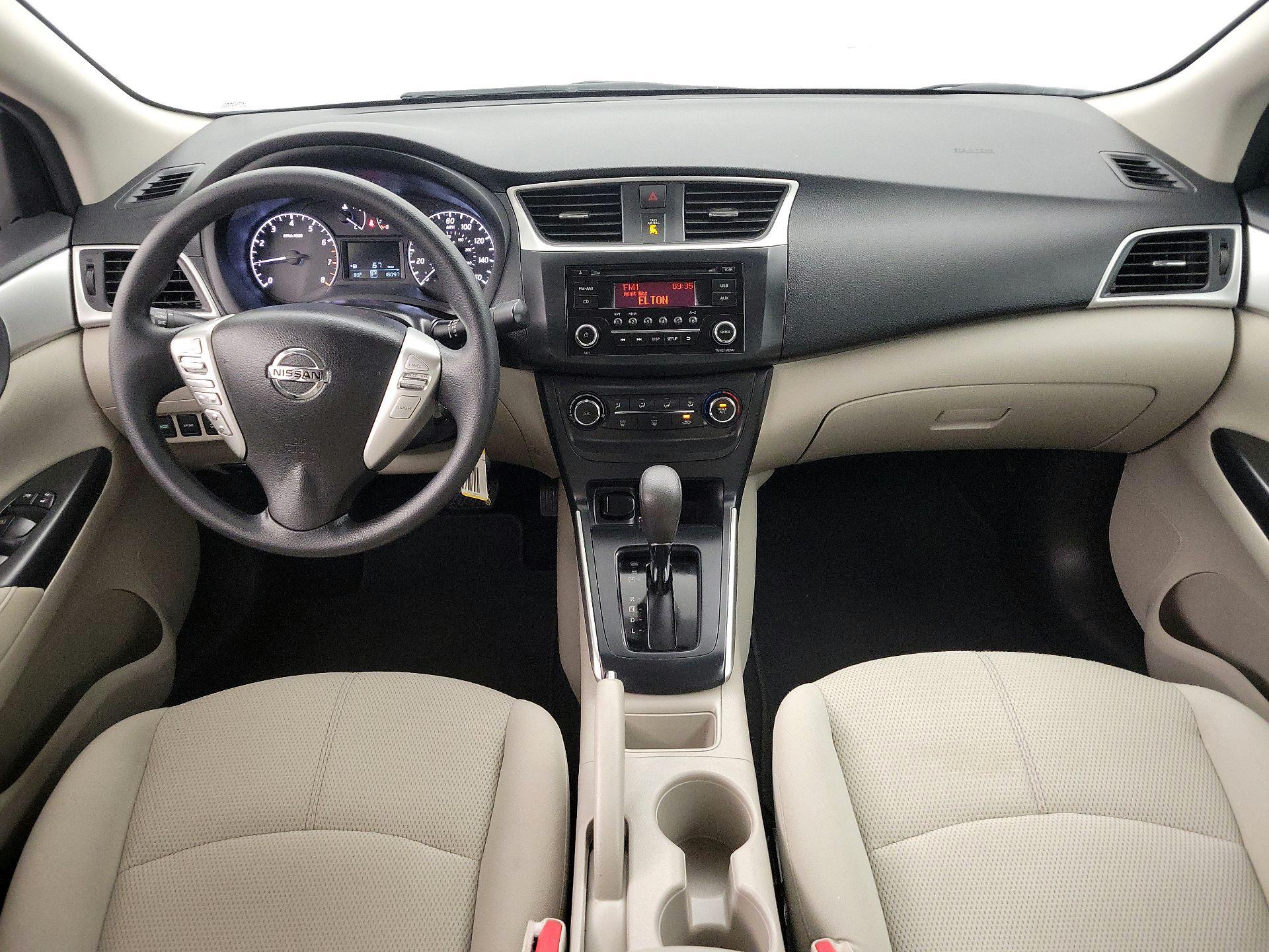 Thumbnail: 2017 Nissan Sentra - 9