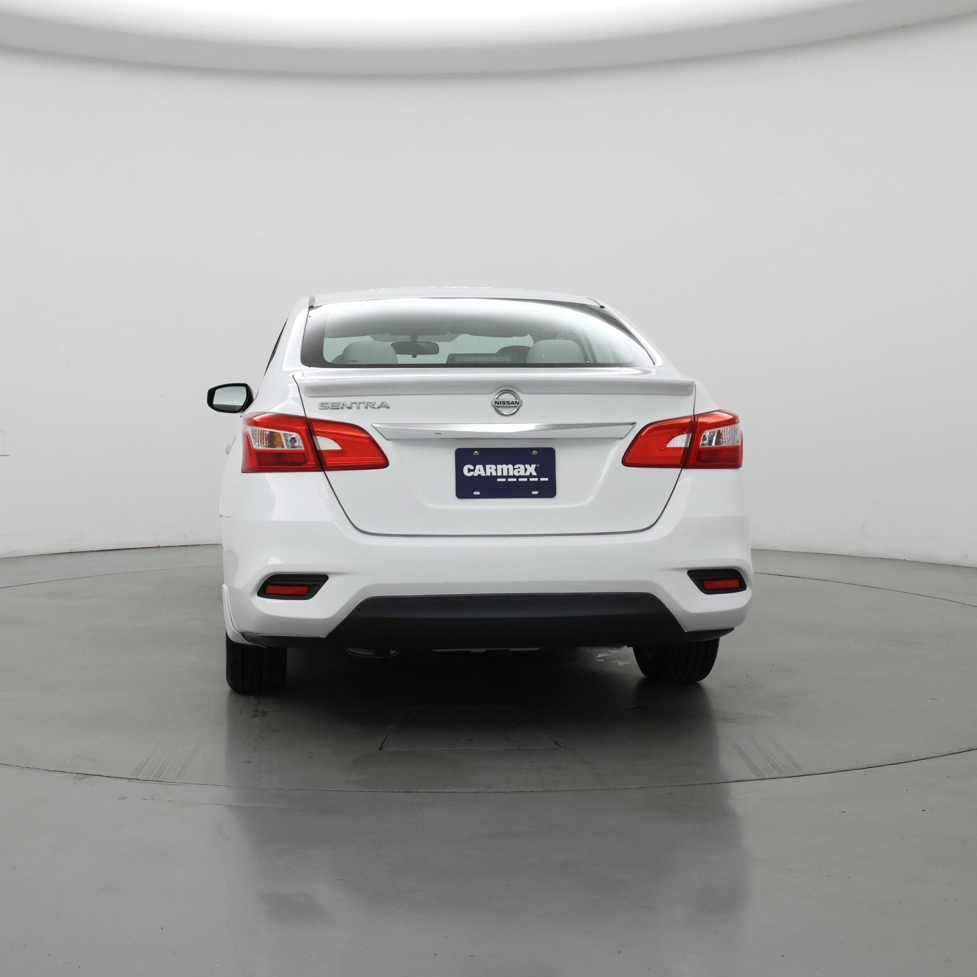 Thumbnail: 2017 Nissan Sentra - 6