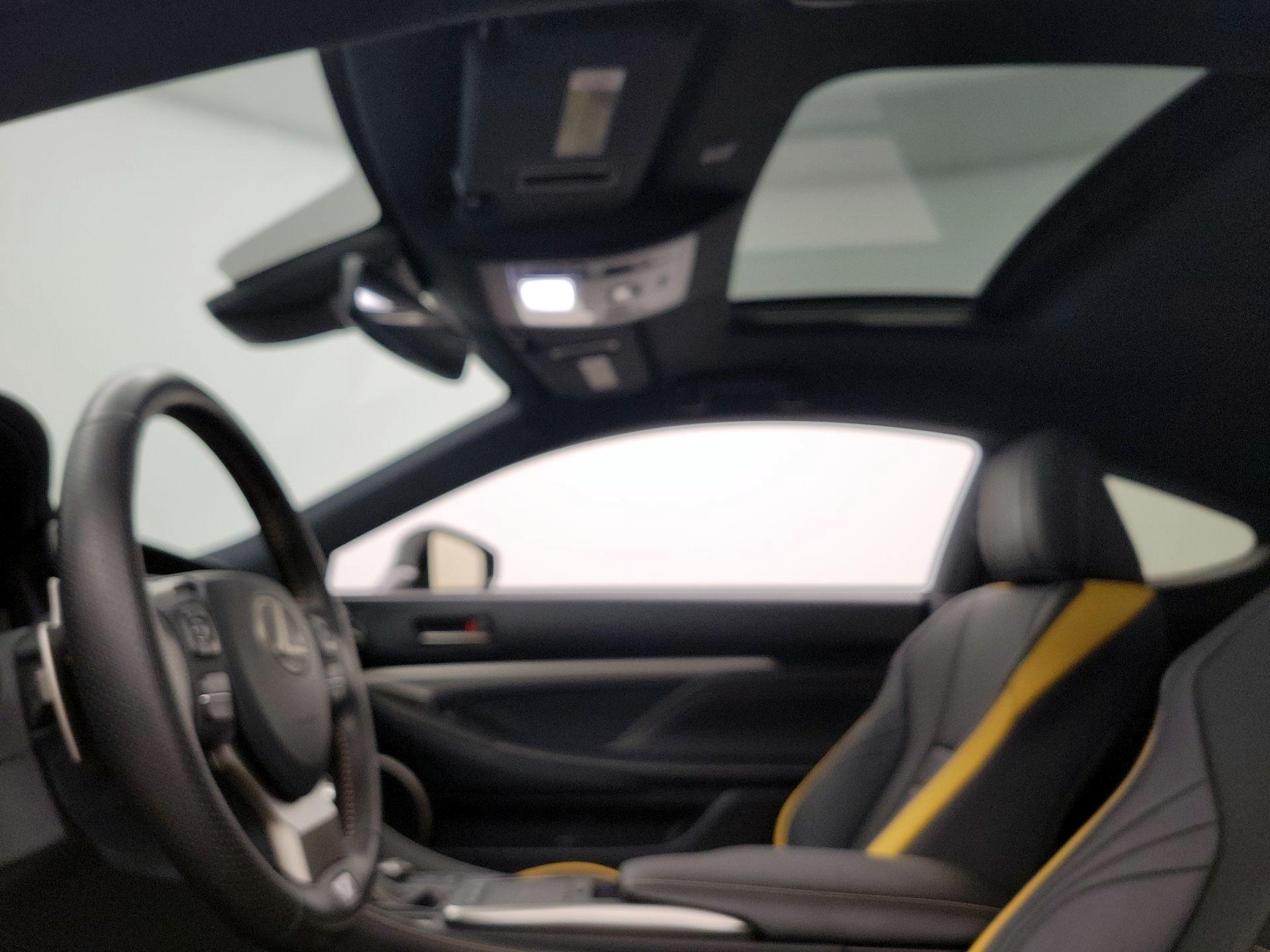 Thumbnail: 2020 Lexus RC - 20