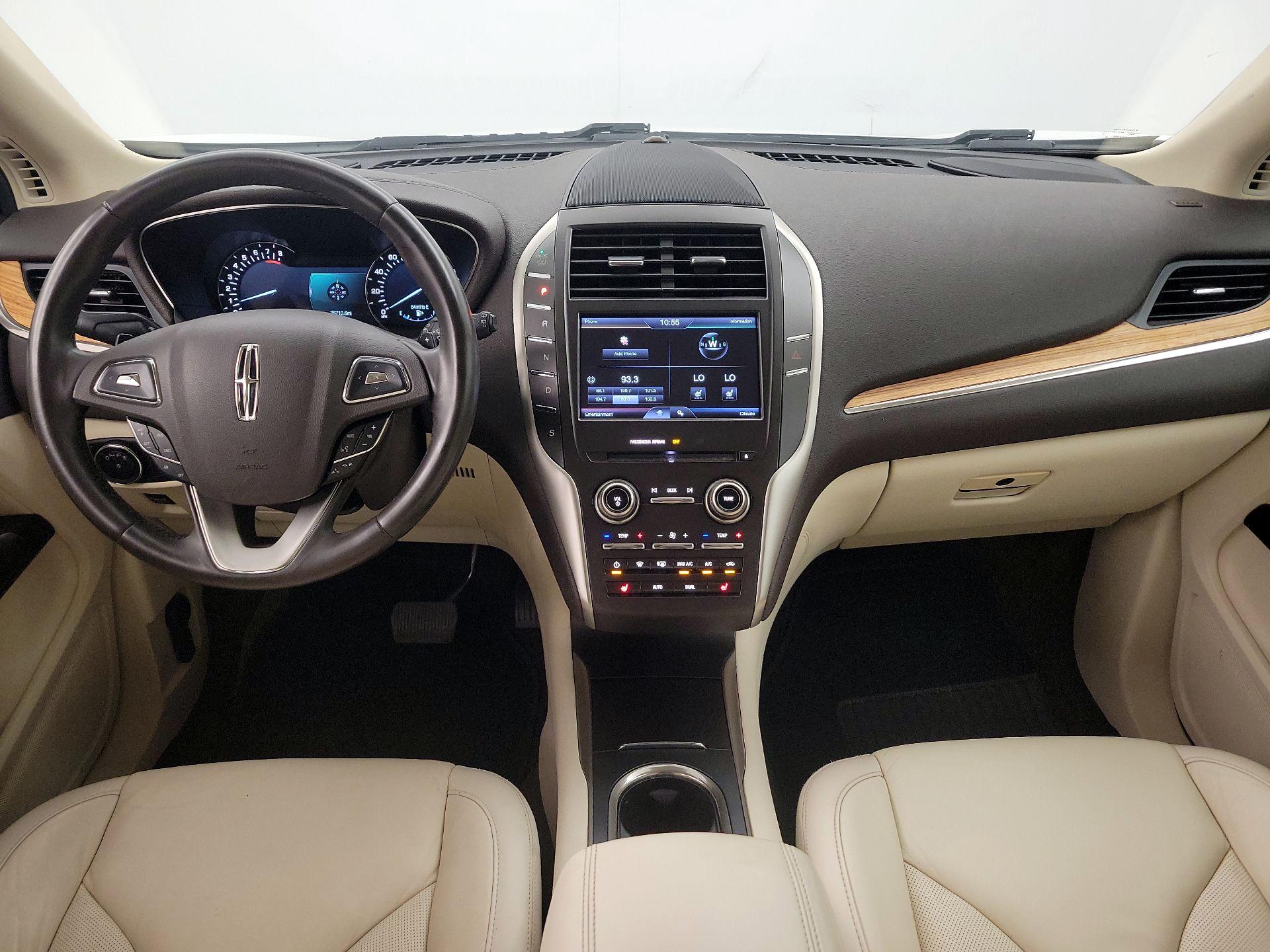 Thumbnail: 2015 Lincoln MKC - 9