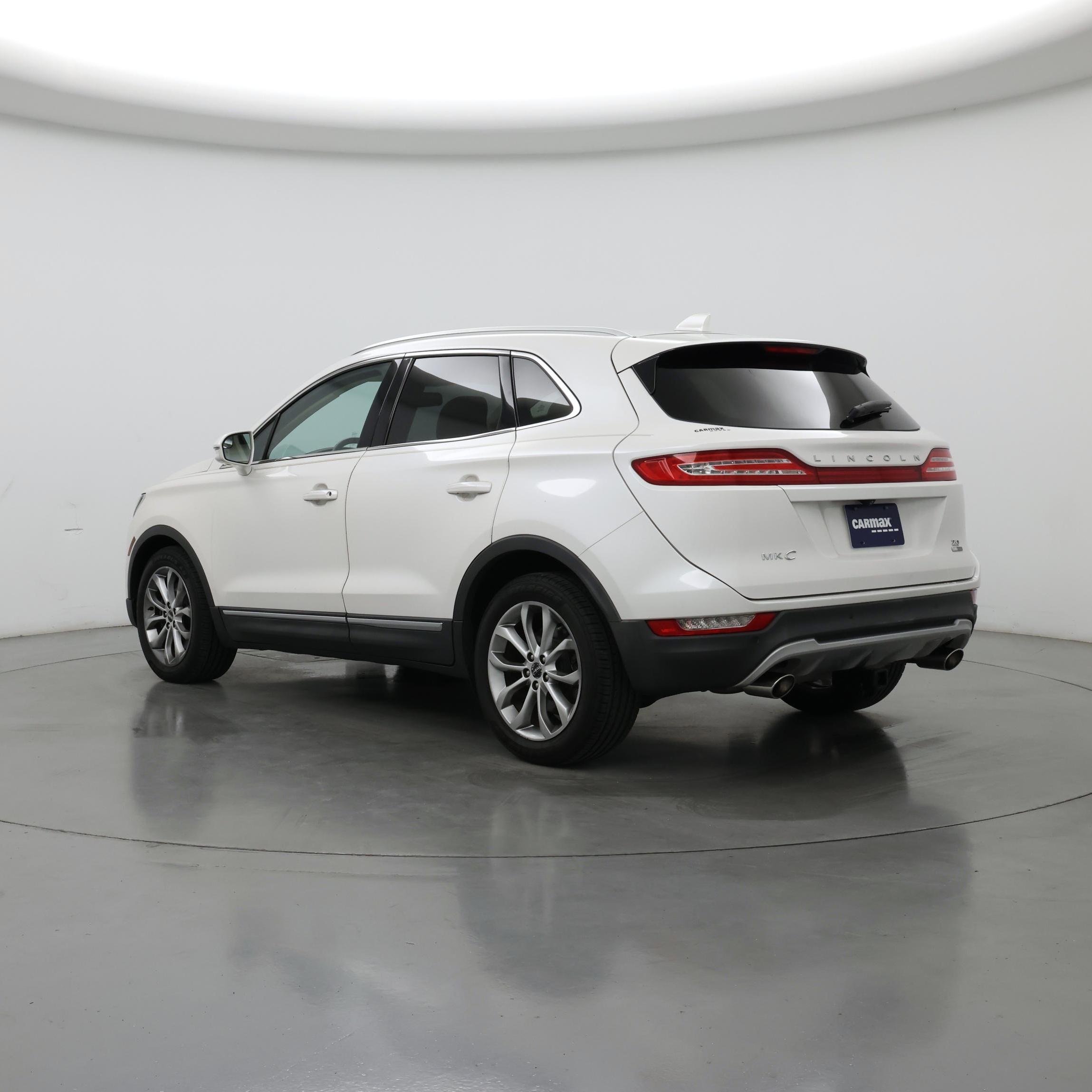 Thumbnail: 2015 Lincoln MKC - 2