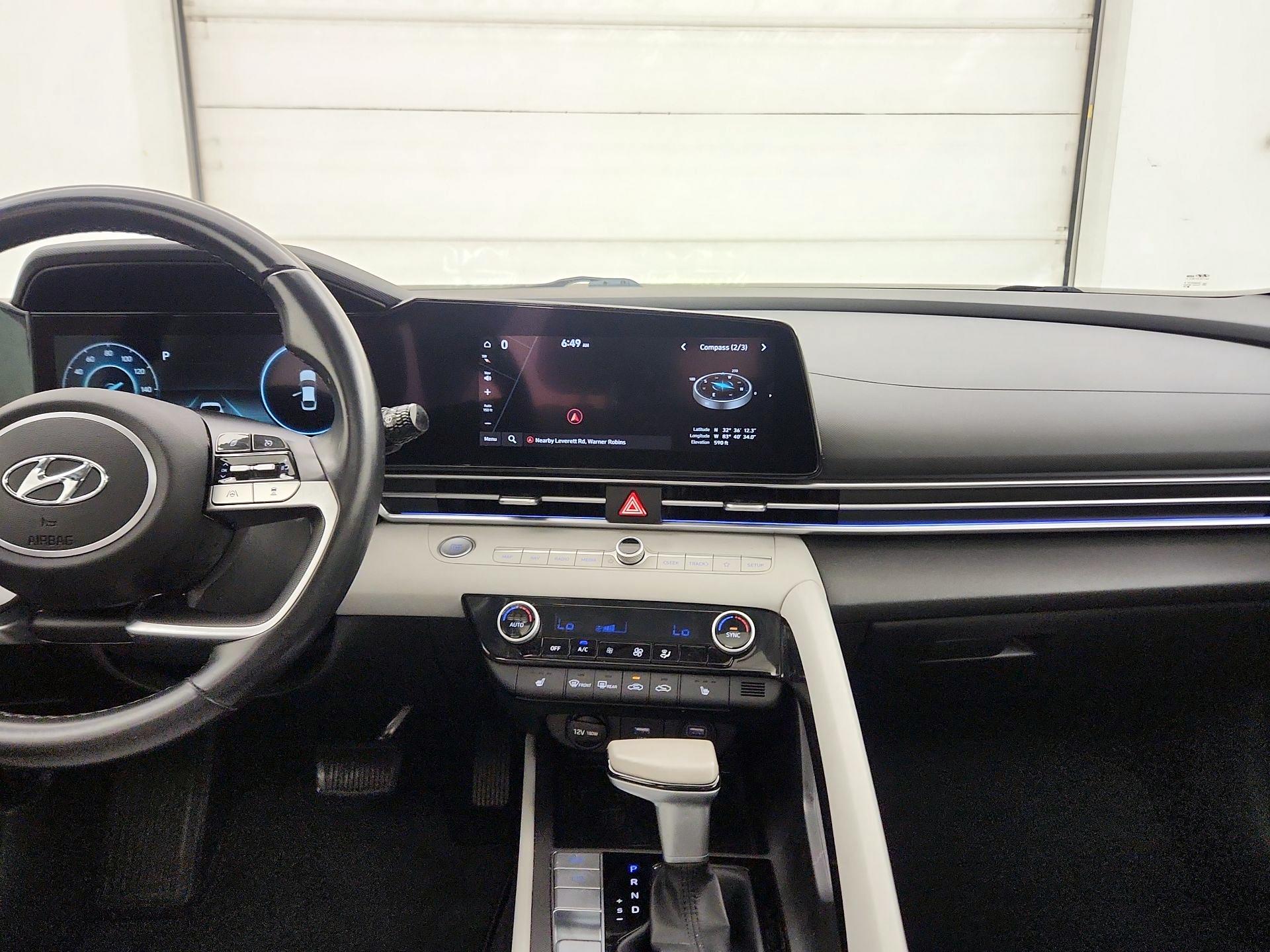 Thumbnail: 2021 Hyundai Elantra - 9