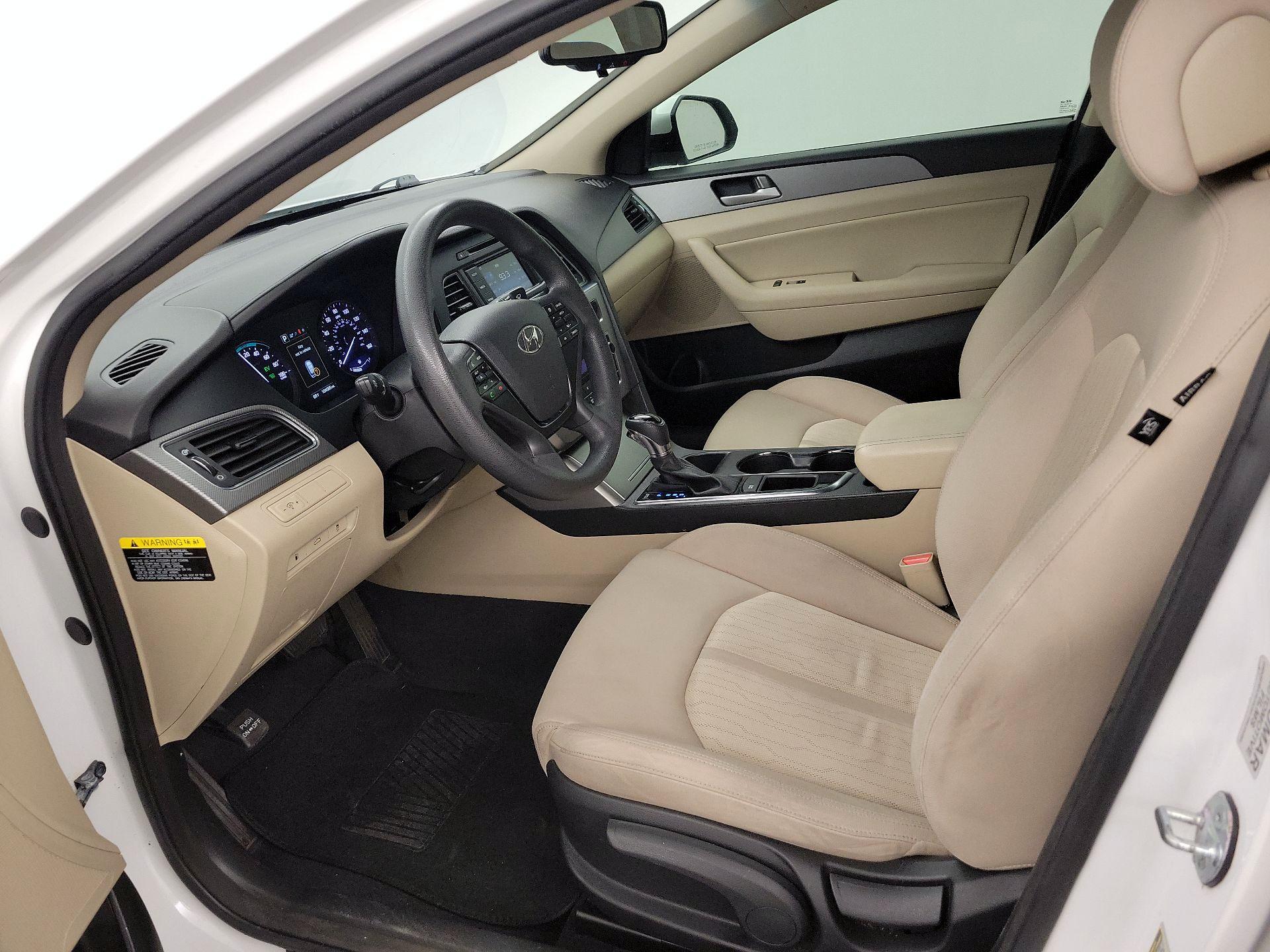 Thumbnail: 2016 Hyundai Sonata - 11