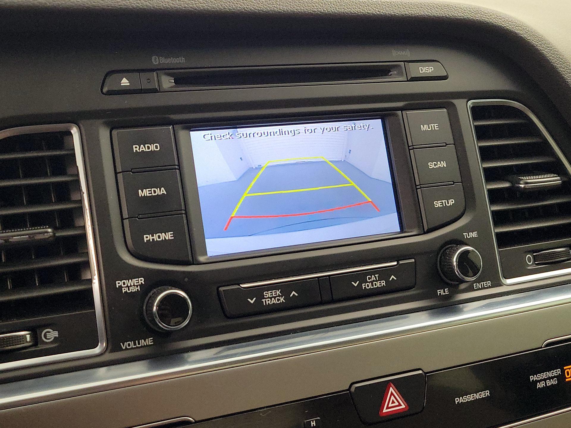 Thumbnail: 2016 Hyundai Sonata - 14