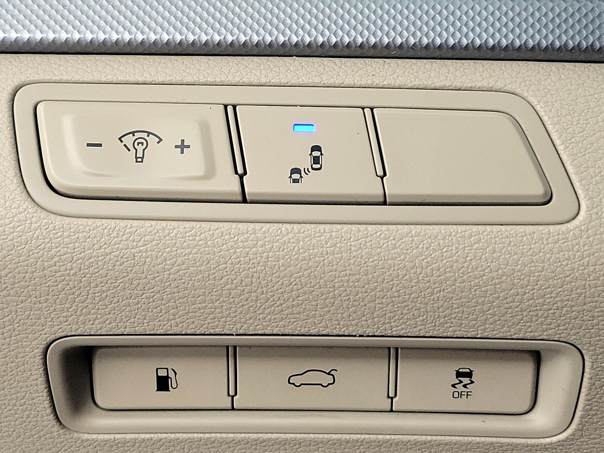 Thumbnail: 2018 Hyundai Sonata - 13