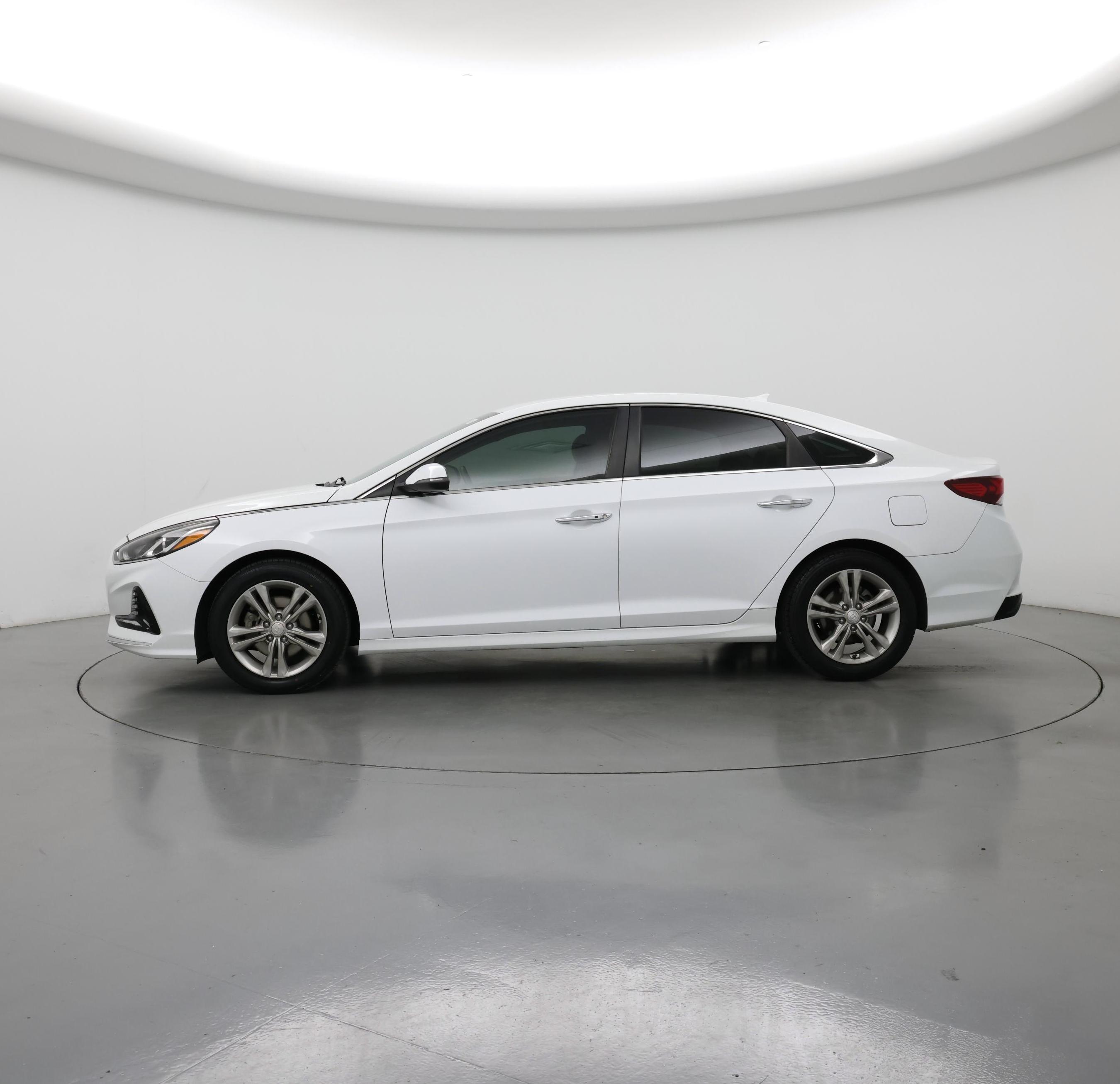 Thumbnail: 2018 Hyundai Sonata - 3