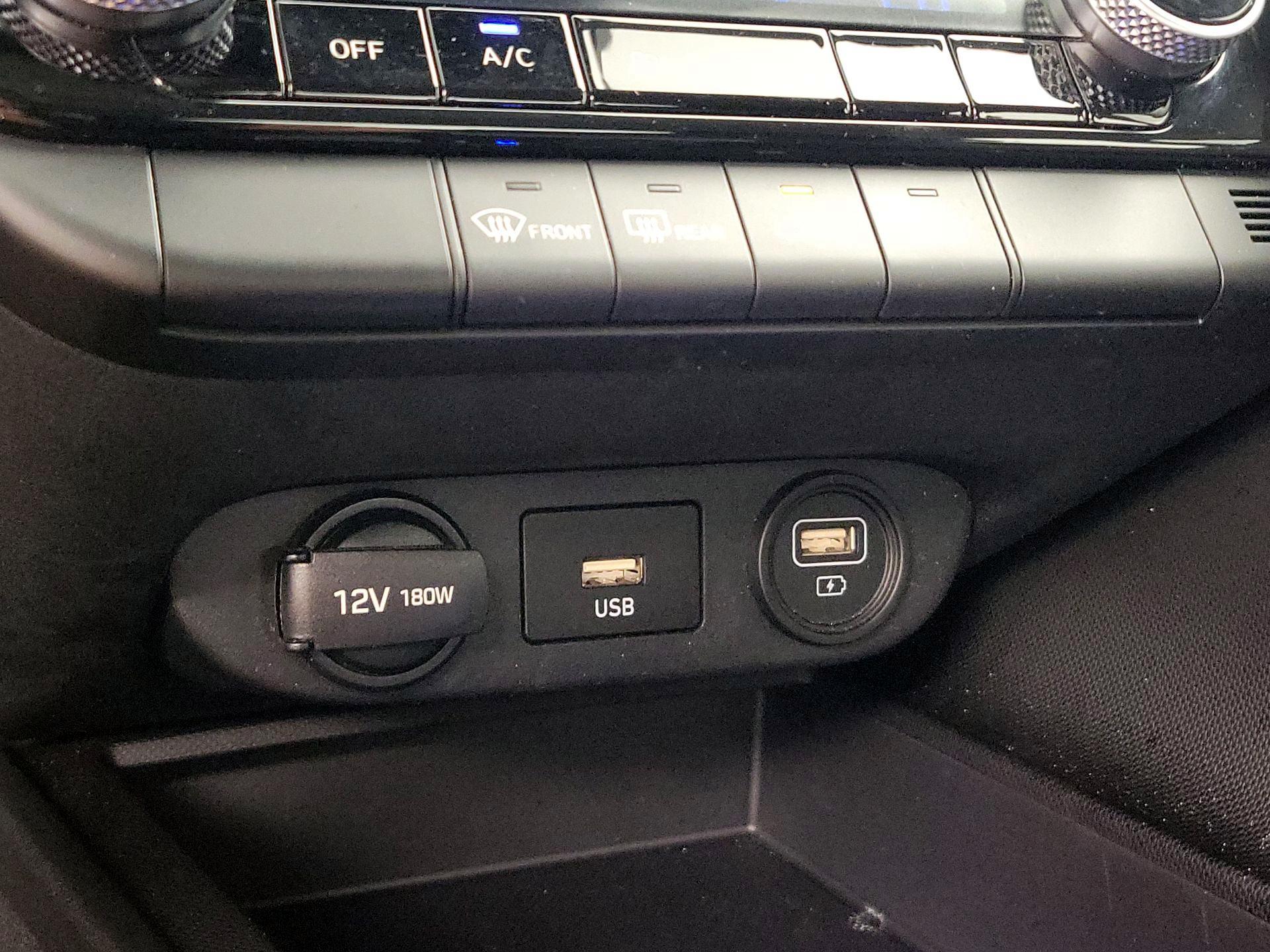 Thumbnail: 2021 Hyundai Elantra - 18