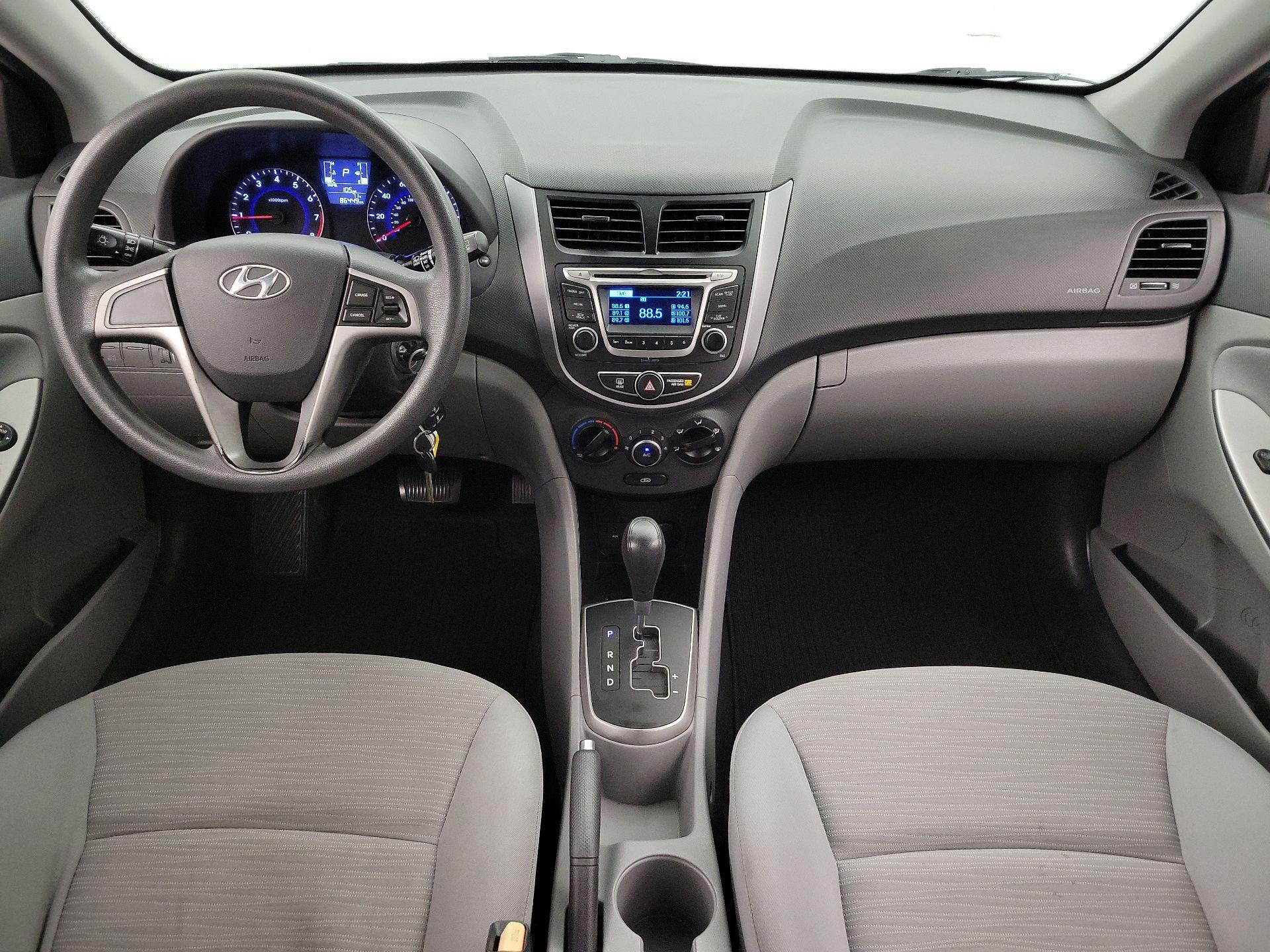 Thumbnail: 2015 Hyundai Accent - 9