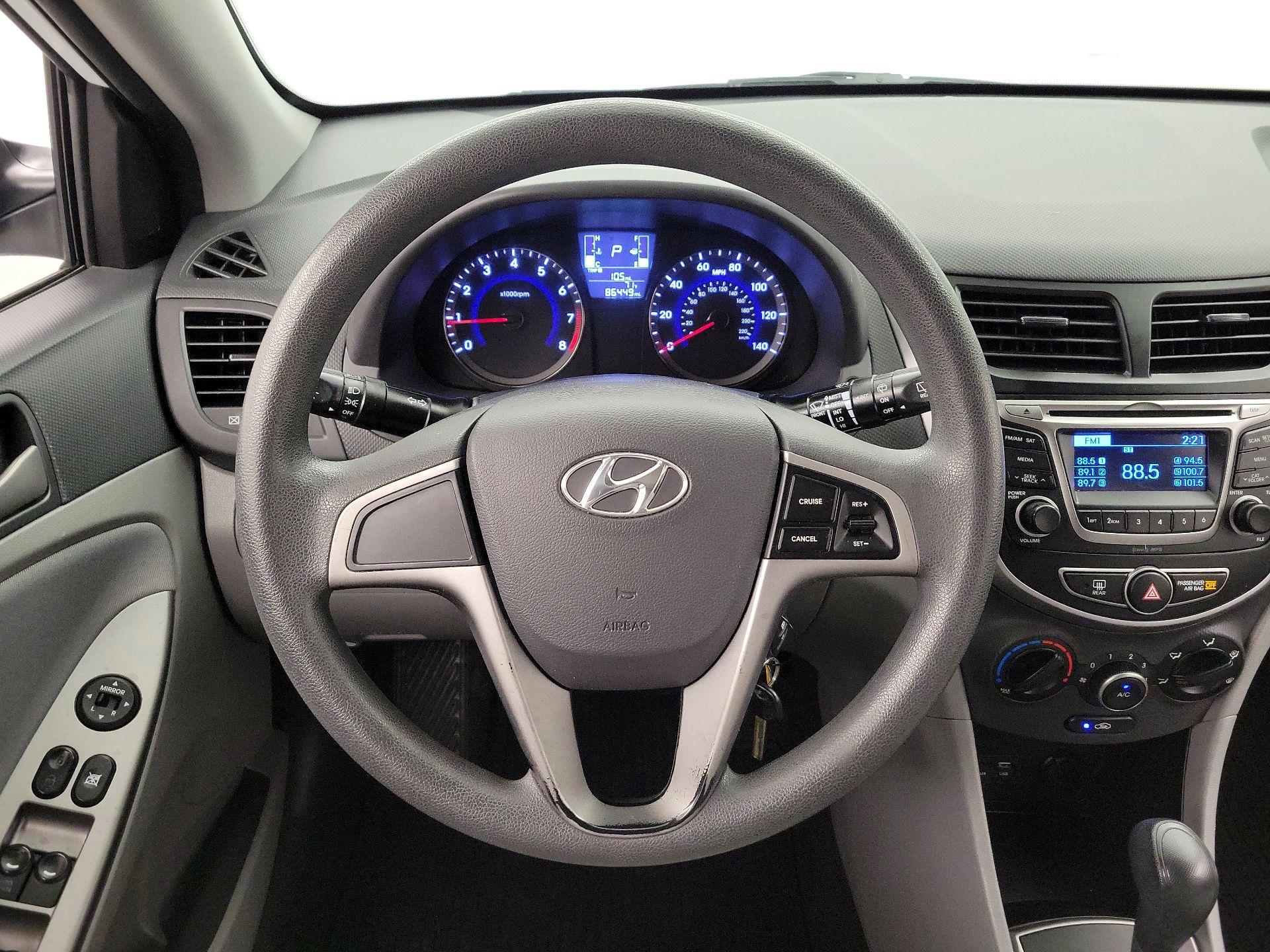 Thumbnail: 2015 Hyundai Accent - 10