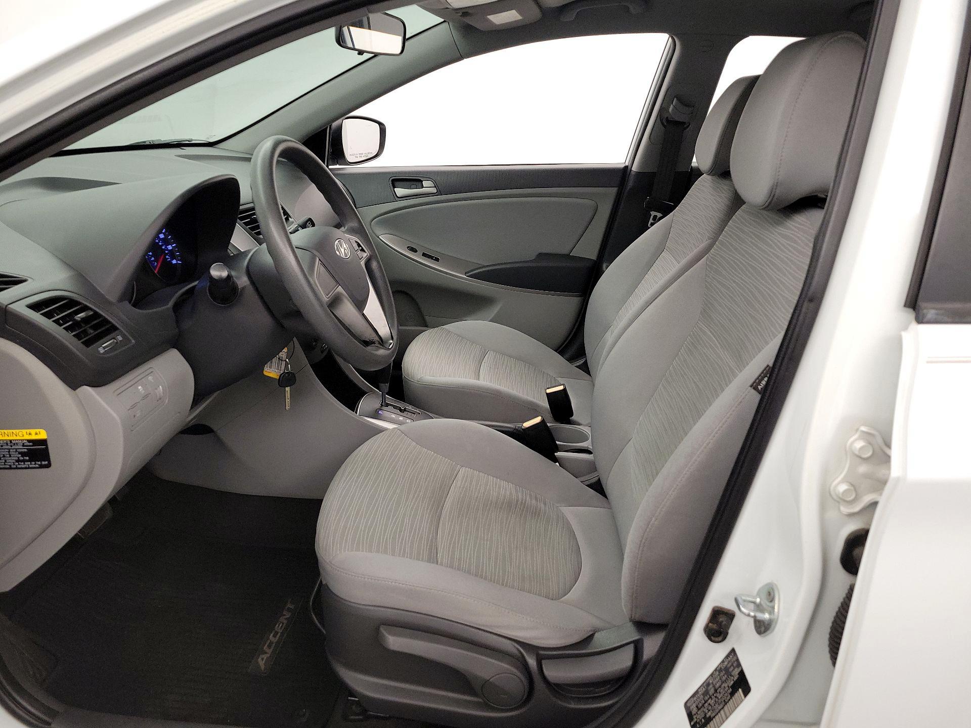 Thumbnail: 2015 Hyundai Accent - 11