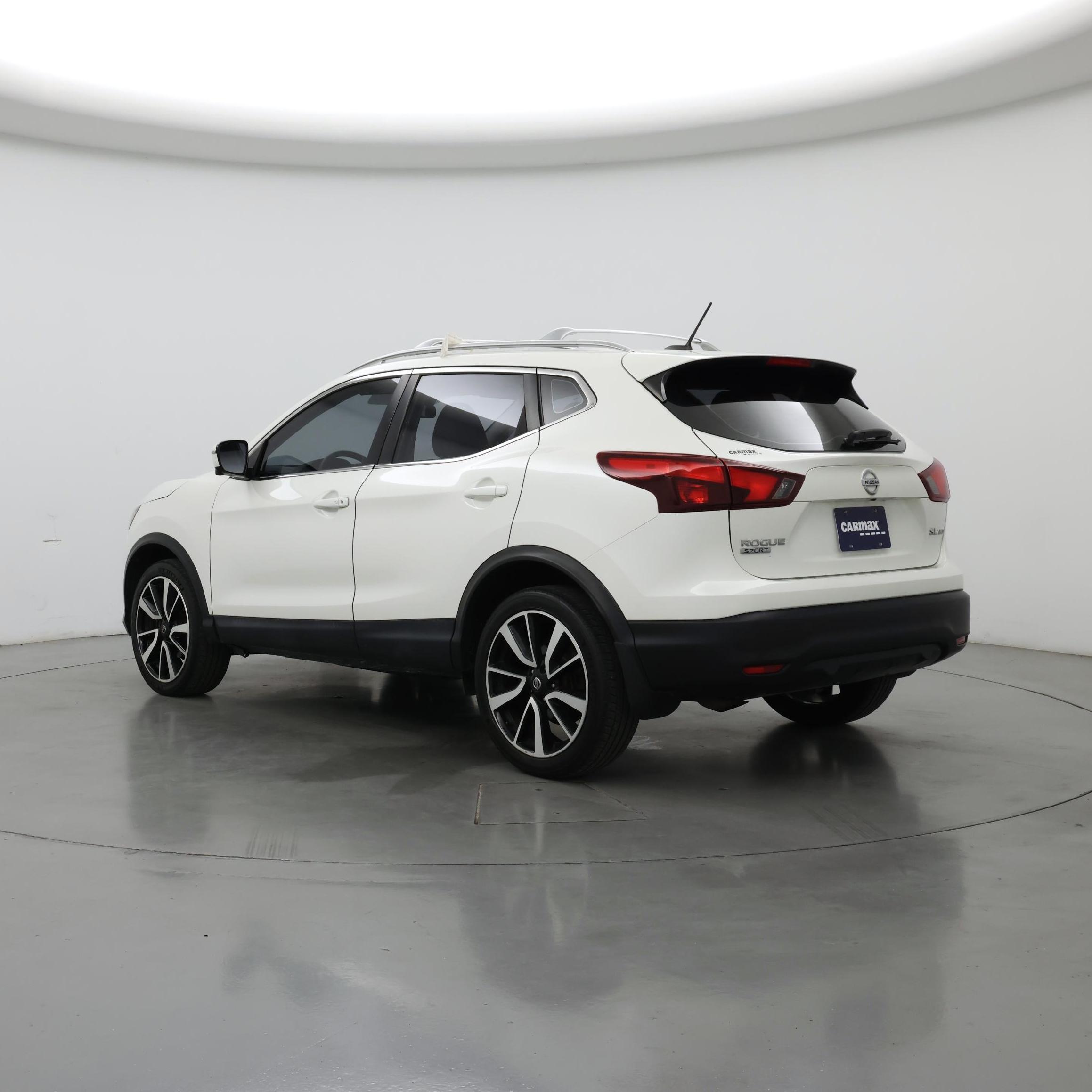 Thumbnail: 2018 Nissan Rogue Sport - 2