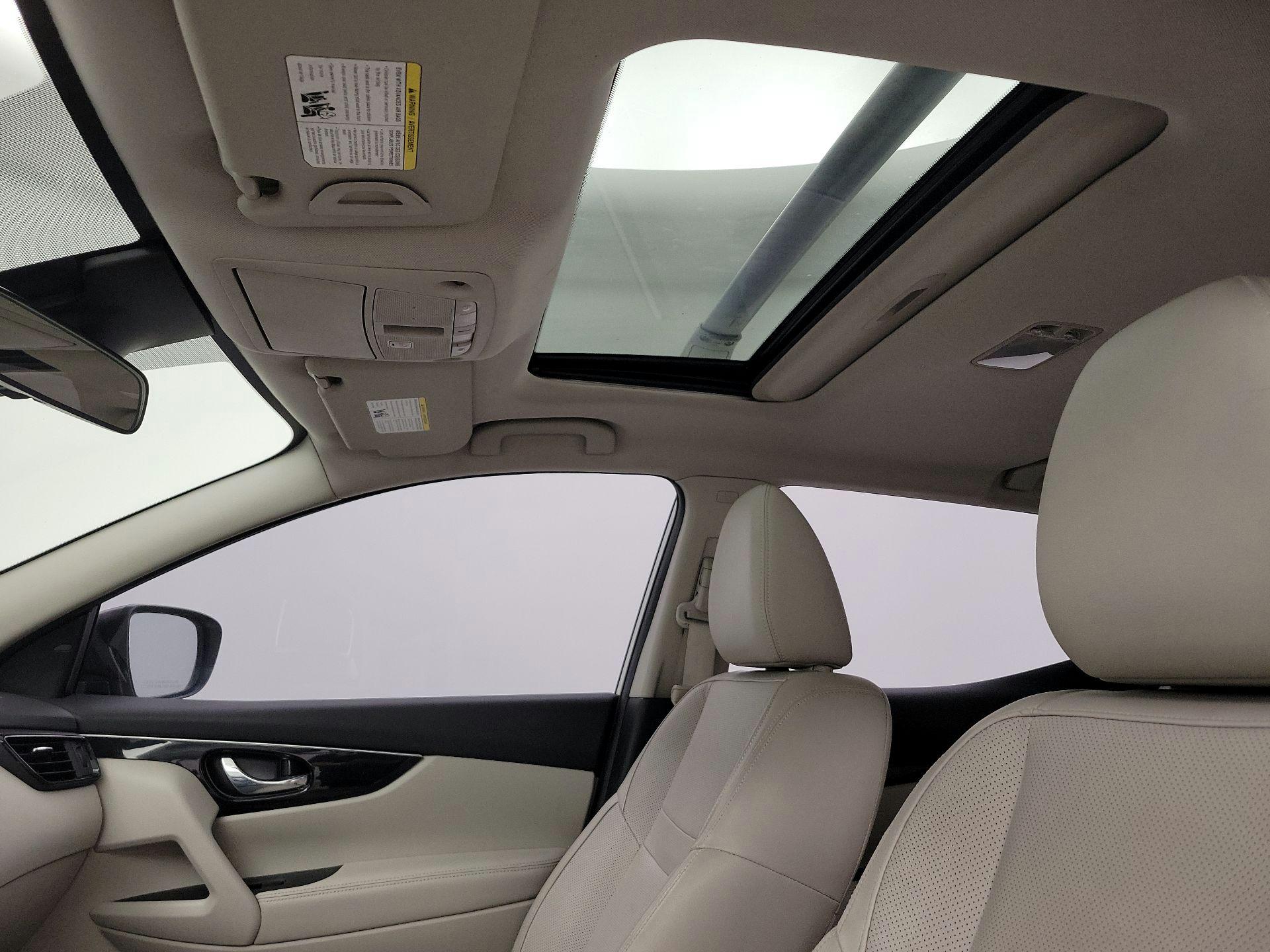 Thumbnail: 2018 Nissan Rogue Sport - 20
