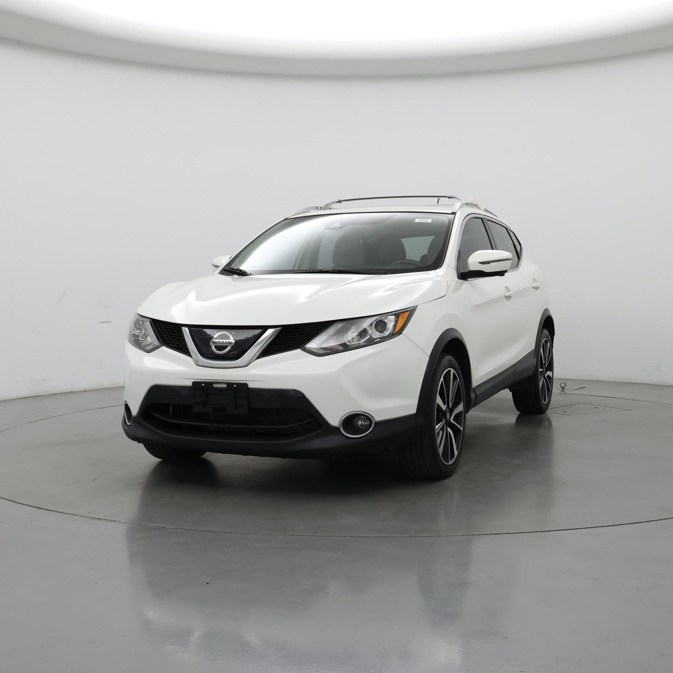 Thumbnail: 2018 Nissan Rogue Sport - 4