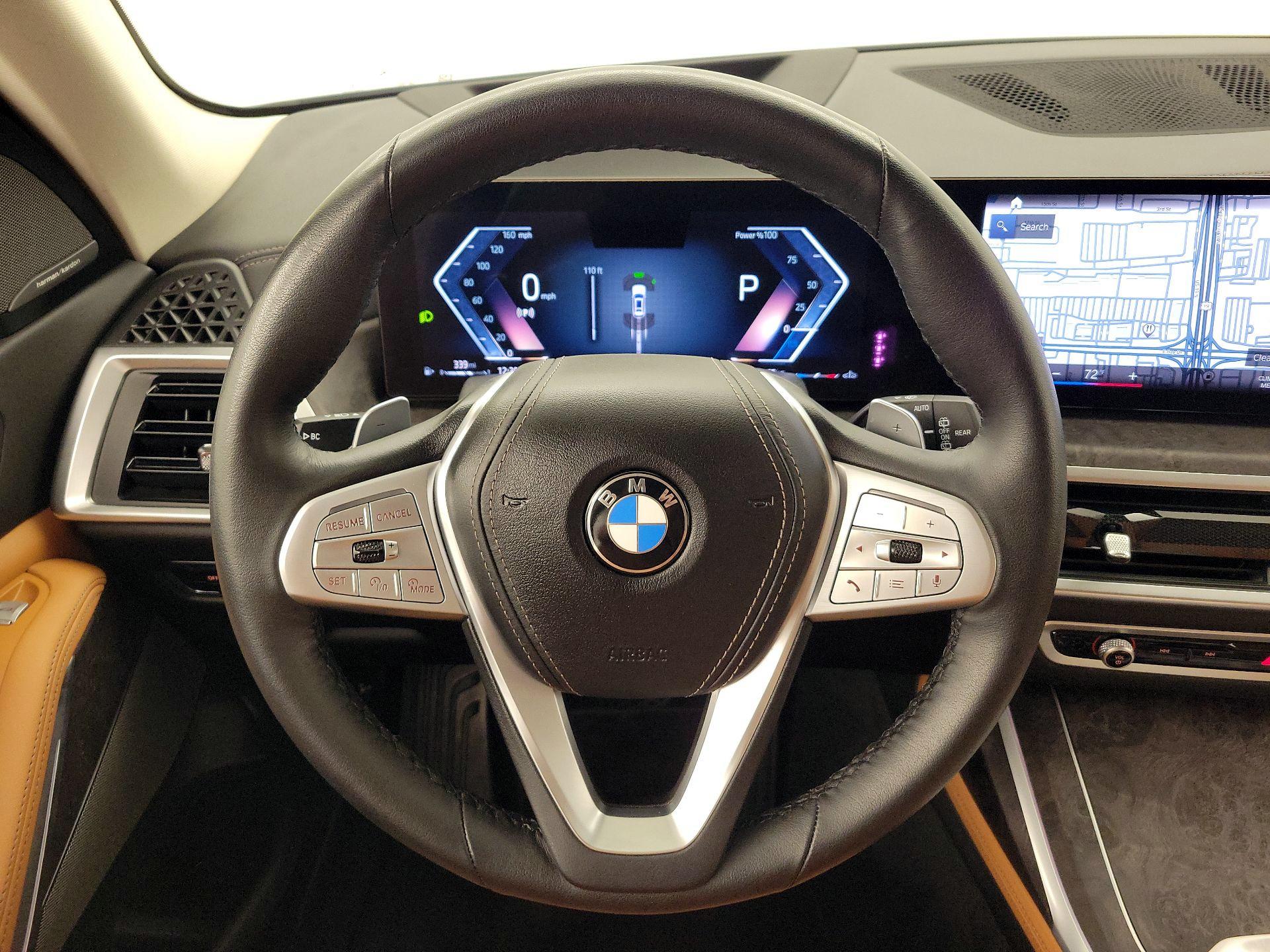 Thumbnail: 2023 BMW X7 - 10