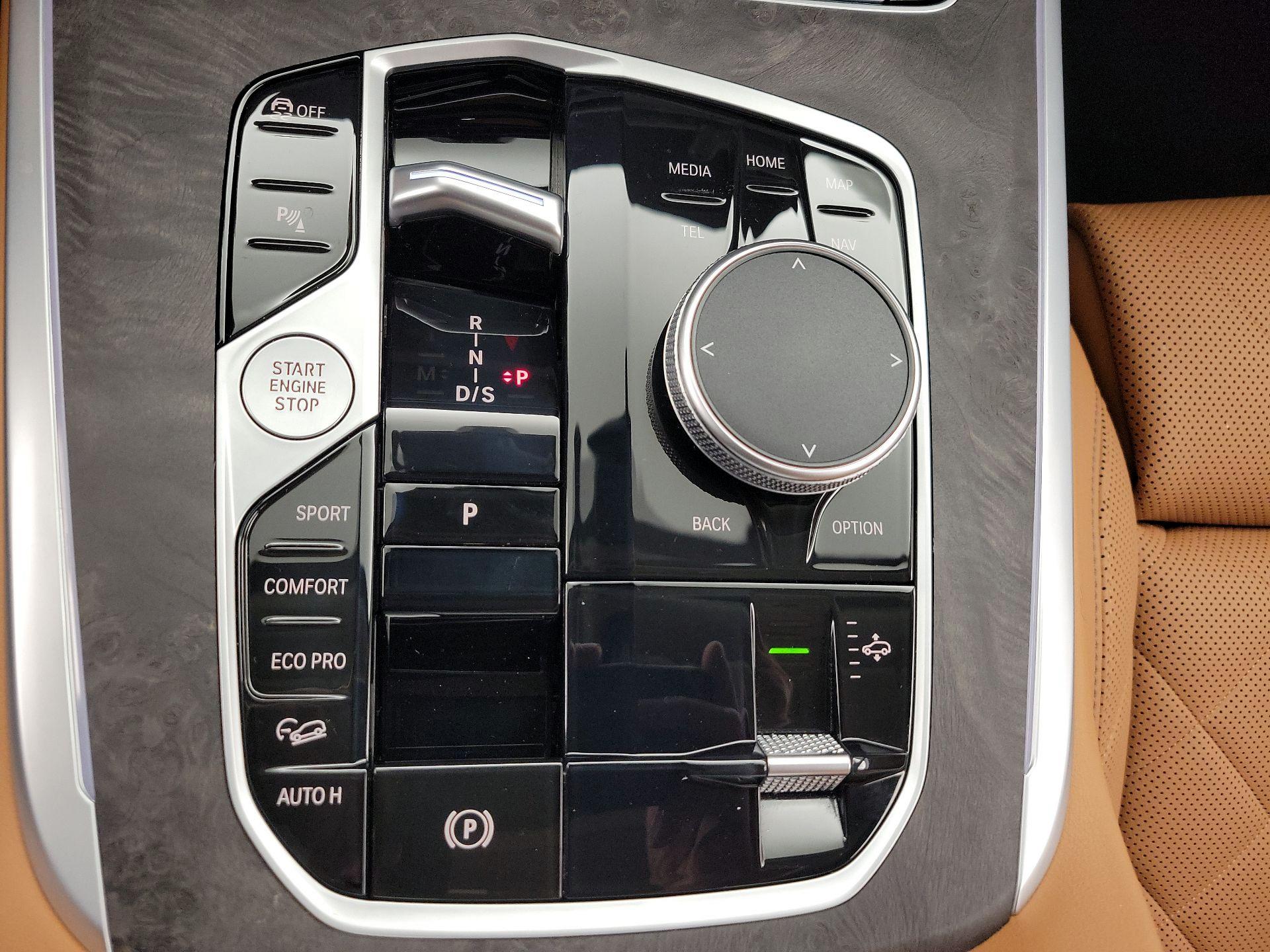Thumbnail: 2023 BMW X7 - 18
