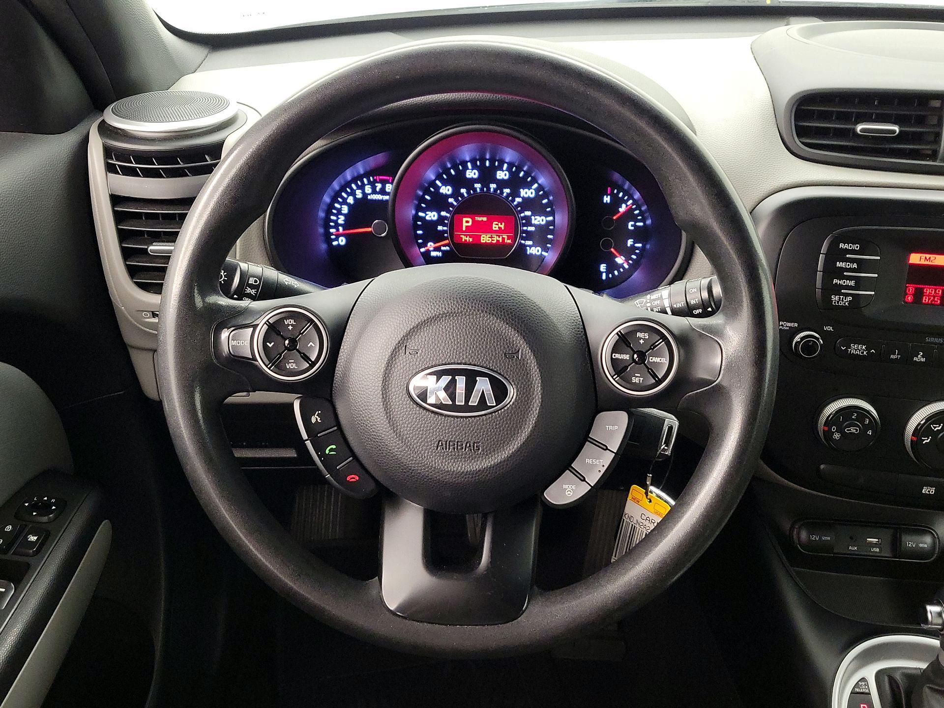 Thumbnail: 2016 Kia Soul - 10