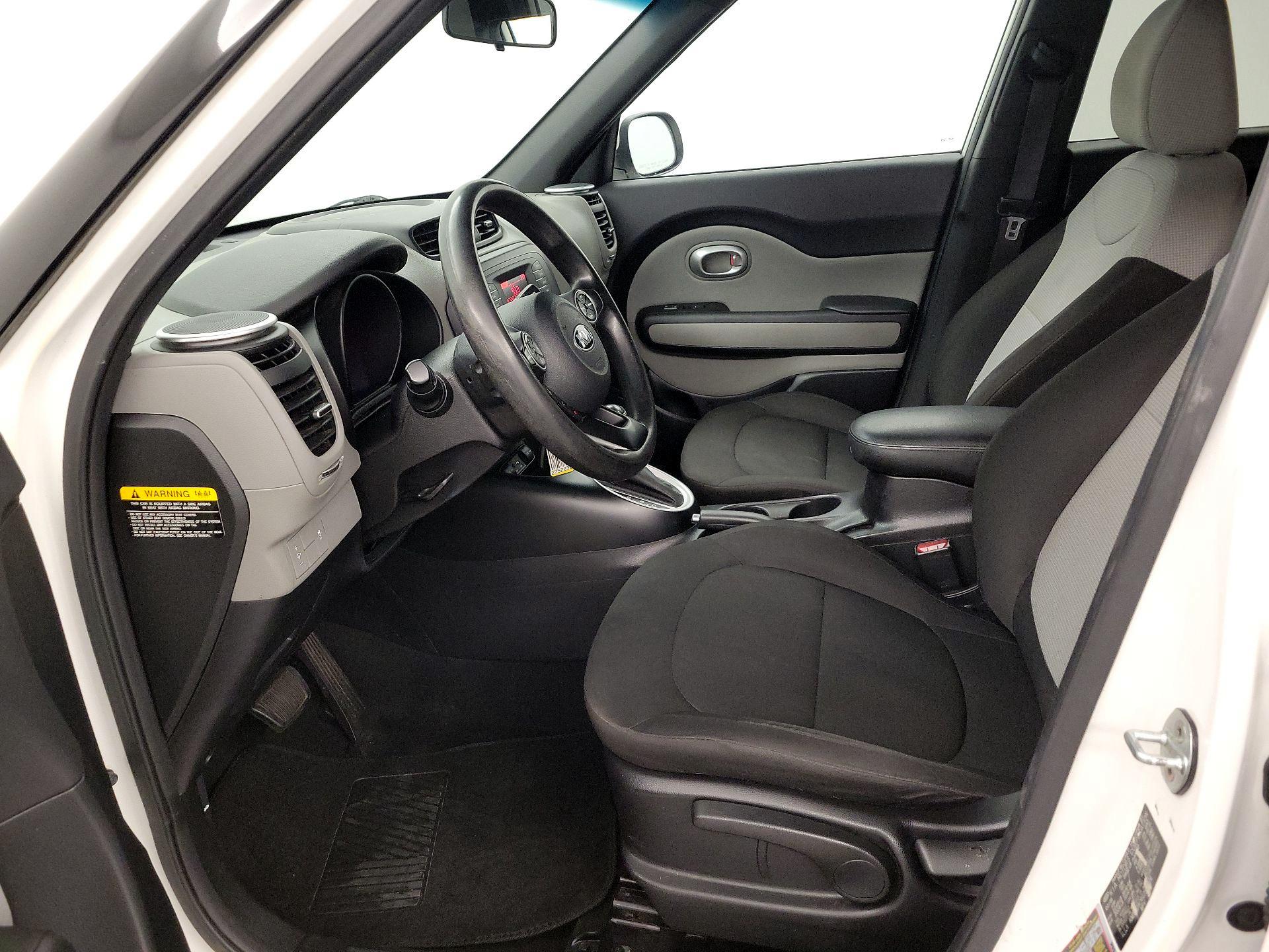 Thumbnail: 2016 Kia Soul - 11