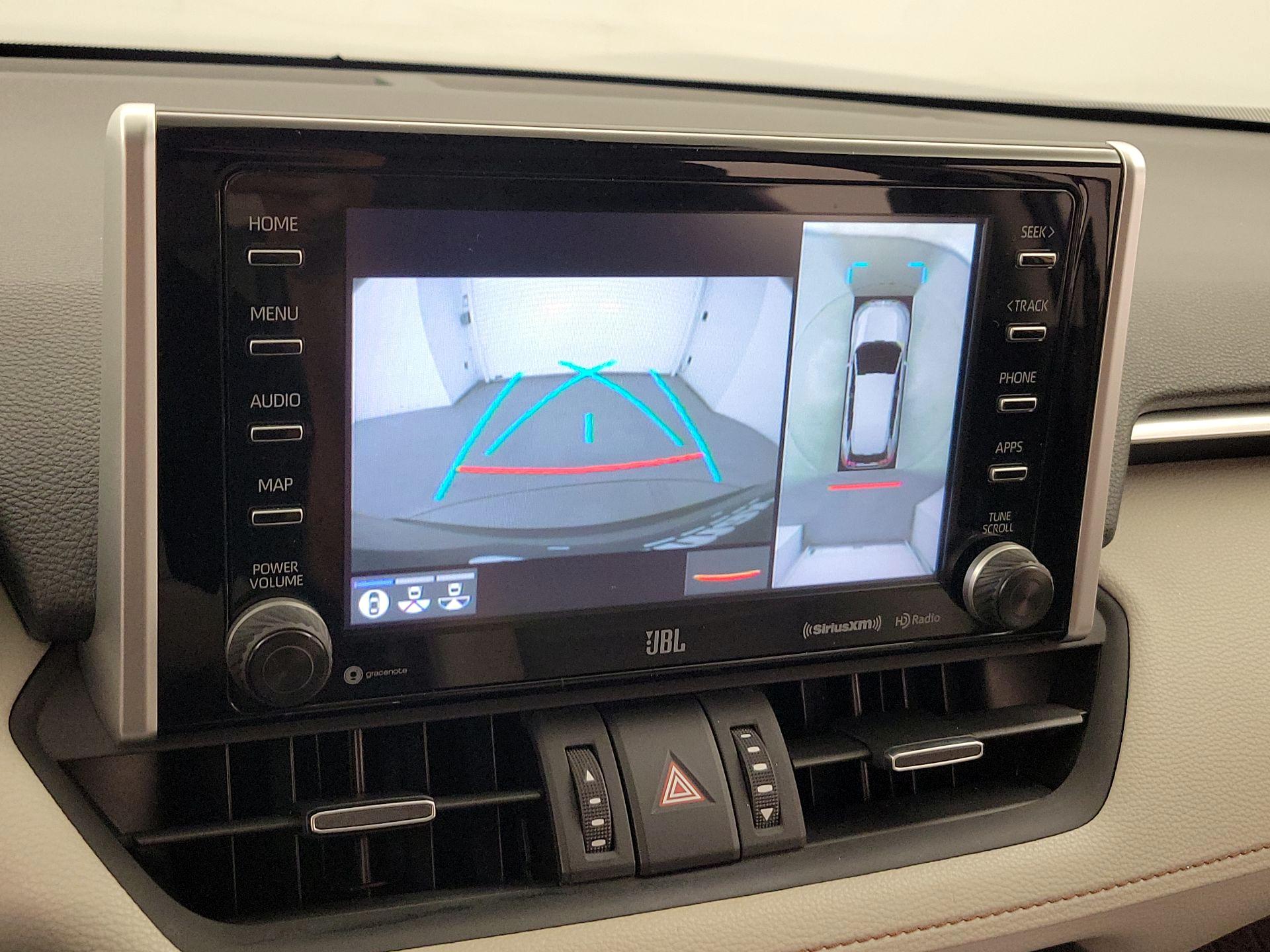 Thumbnail: 2019 Toyota RAV4 - 15