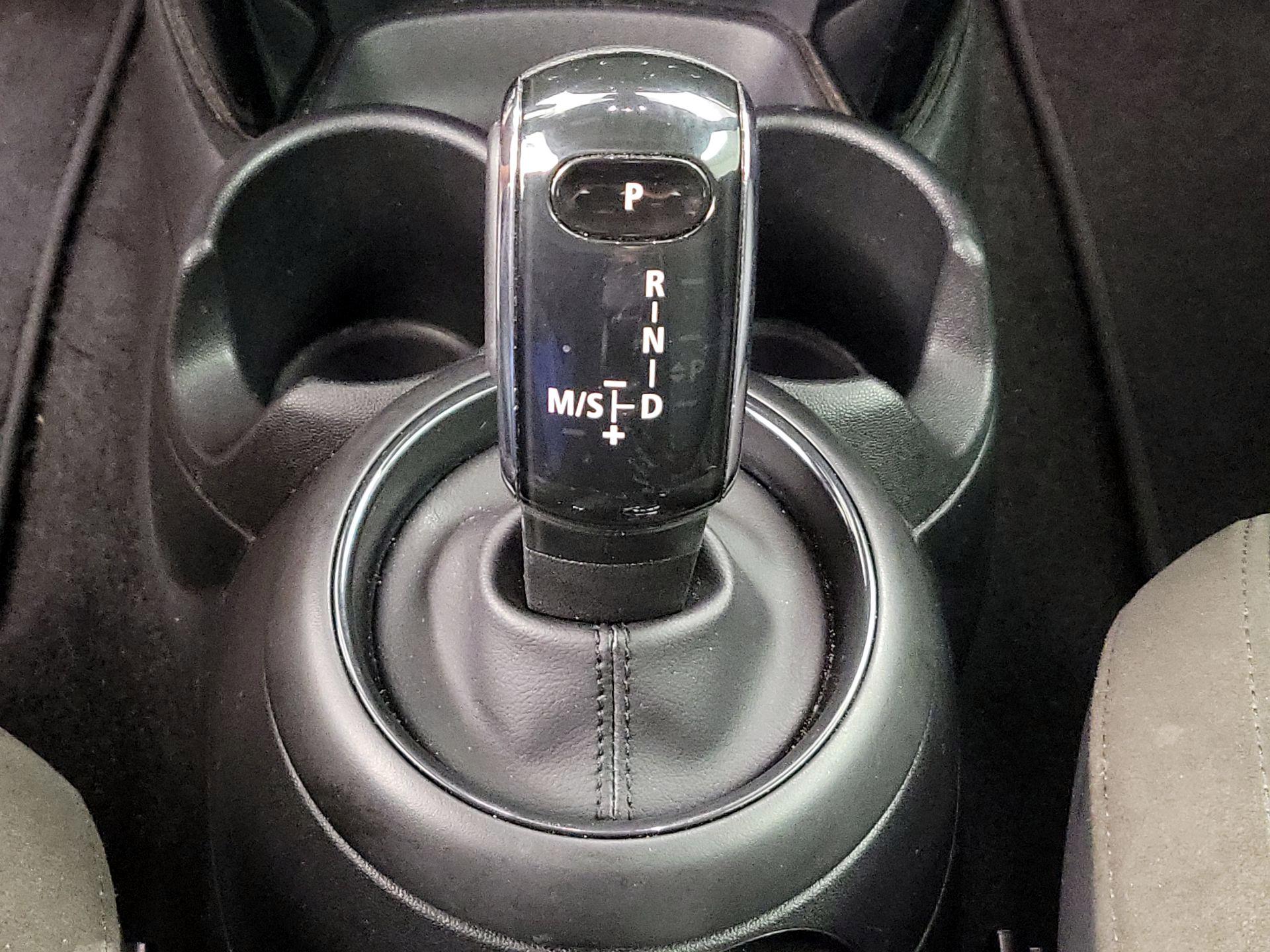 Thumbnail: 2022 MINI Cooper - 18