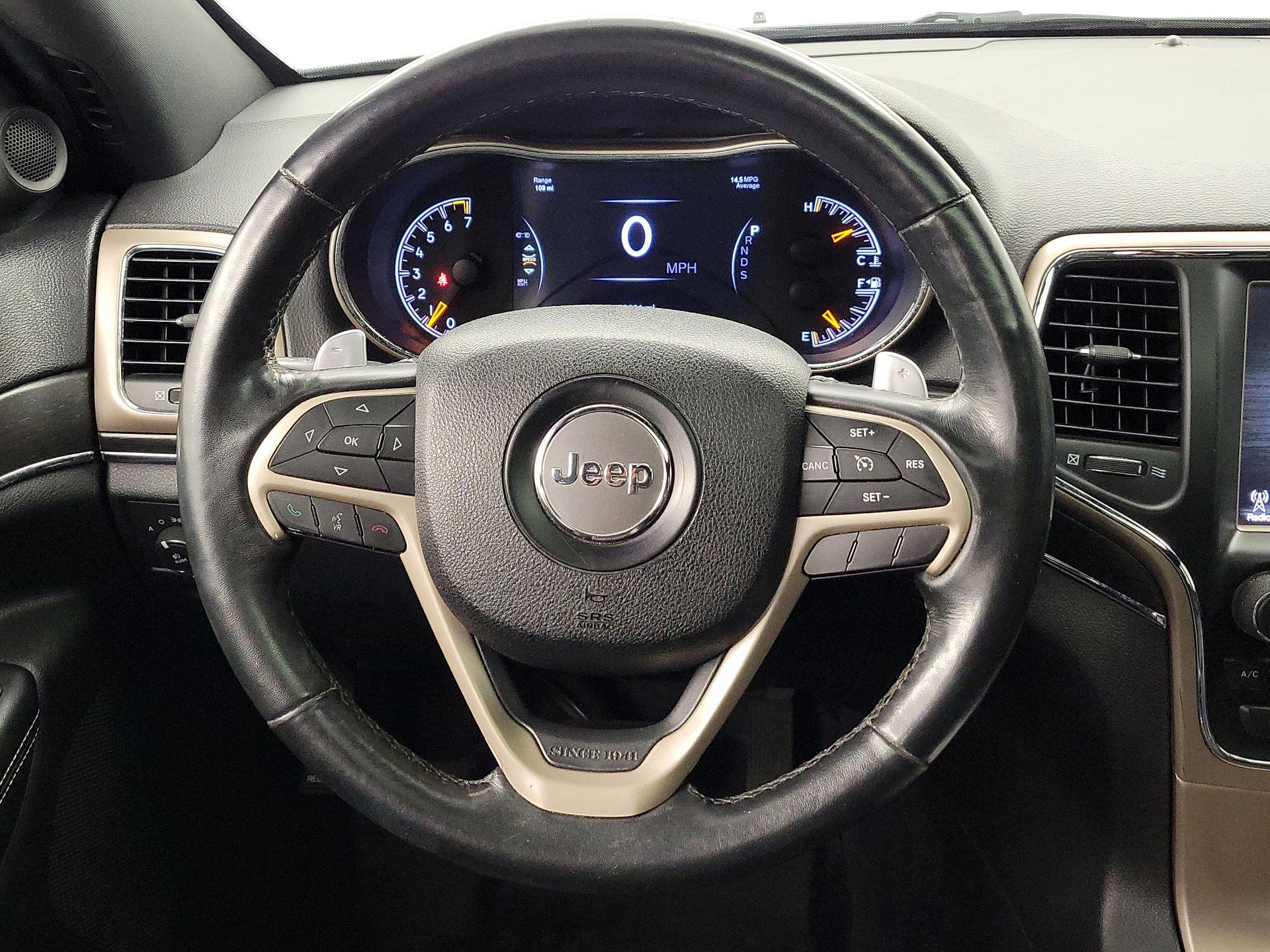 Thumbnail: 2015 Jeep Grand Cherokee - 10